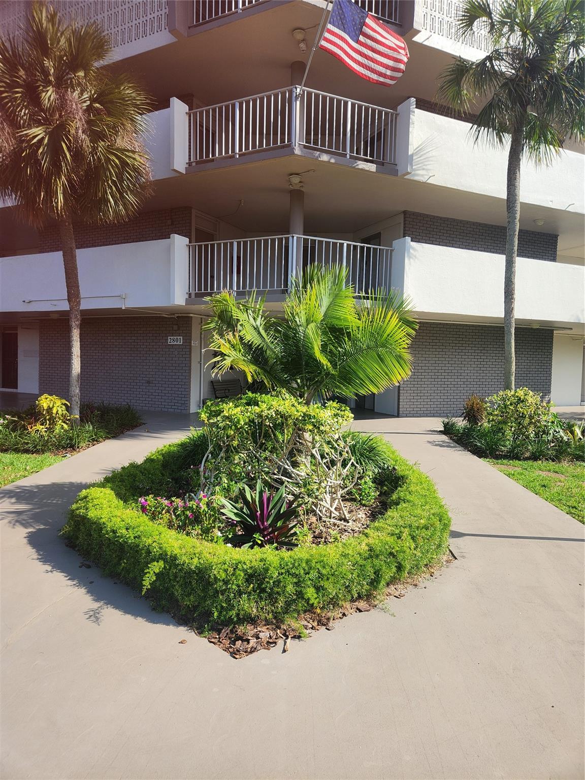 2801 NW 47 tER 403B Property Photo 1