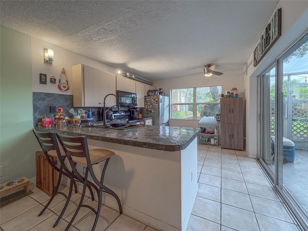 6102 Wheatley Court Property Photo 13