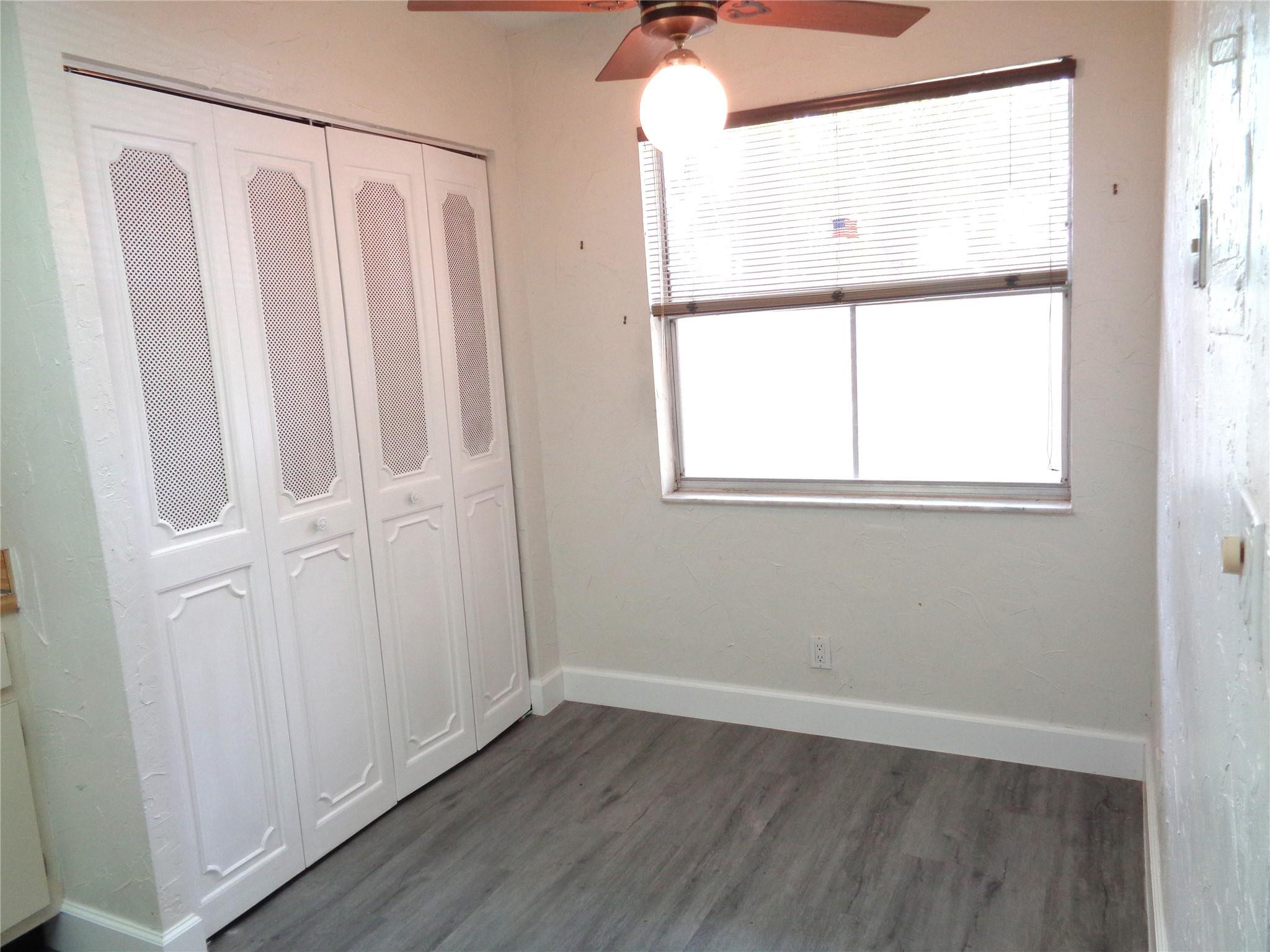 7320 Lake Circle Drive 101 Property Photo 6