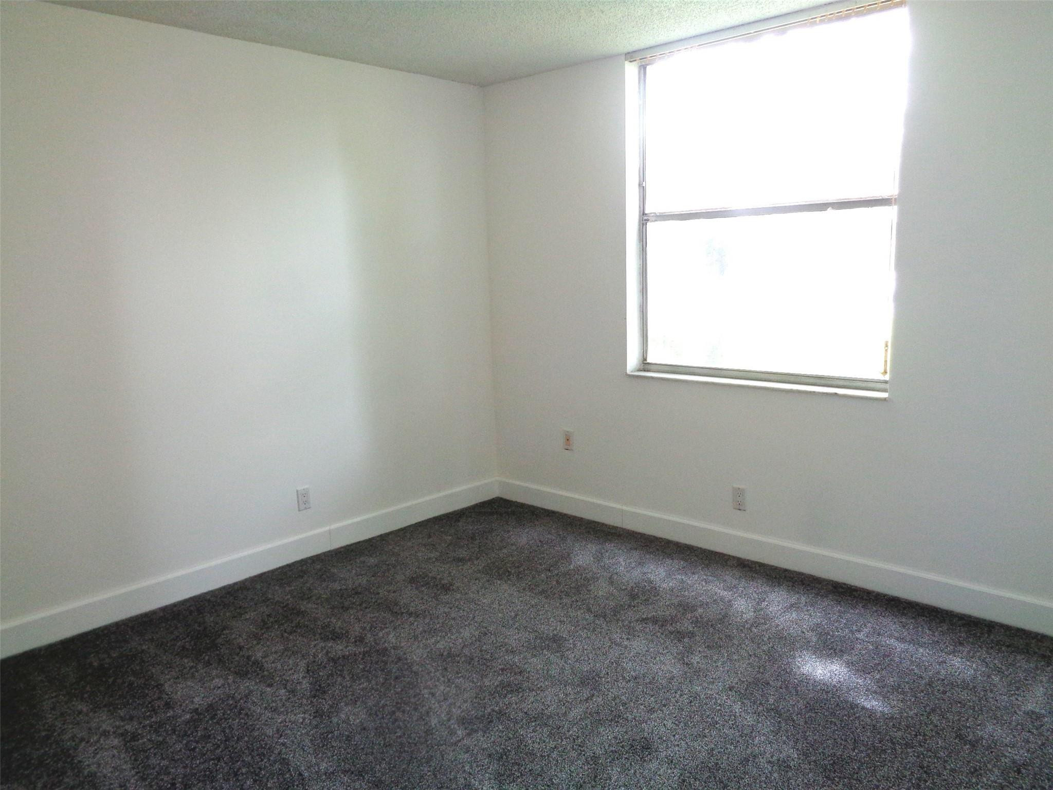 7320 Lake Circle Drive 101 Property Photo 13