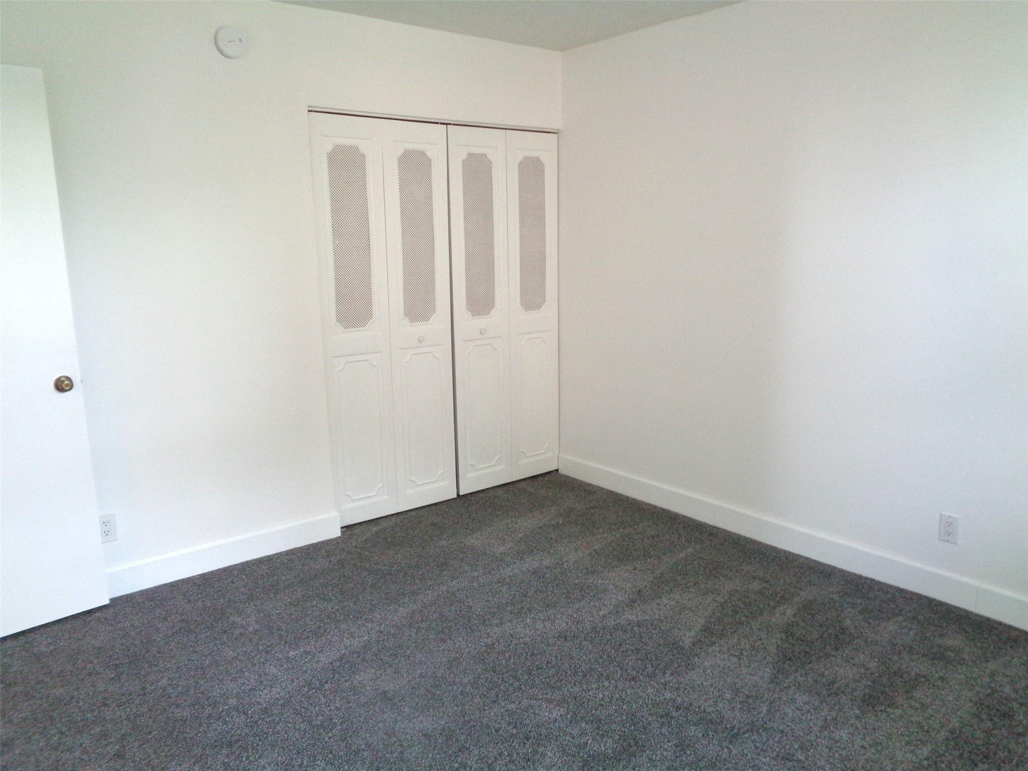 7320 Lake Circle Drive 101 Property Photo 14