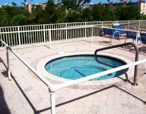 7320 Lake Circle Drive 101 Property Photo 41