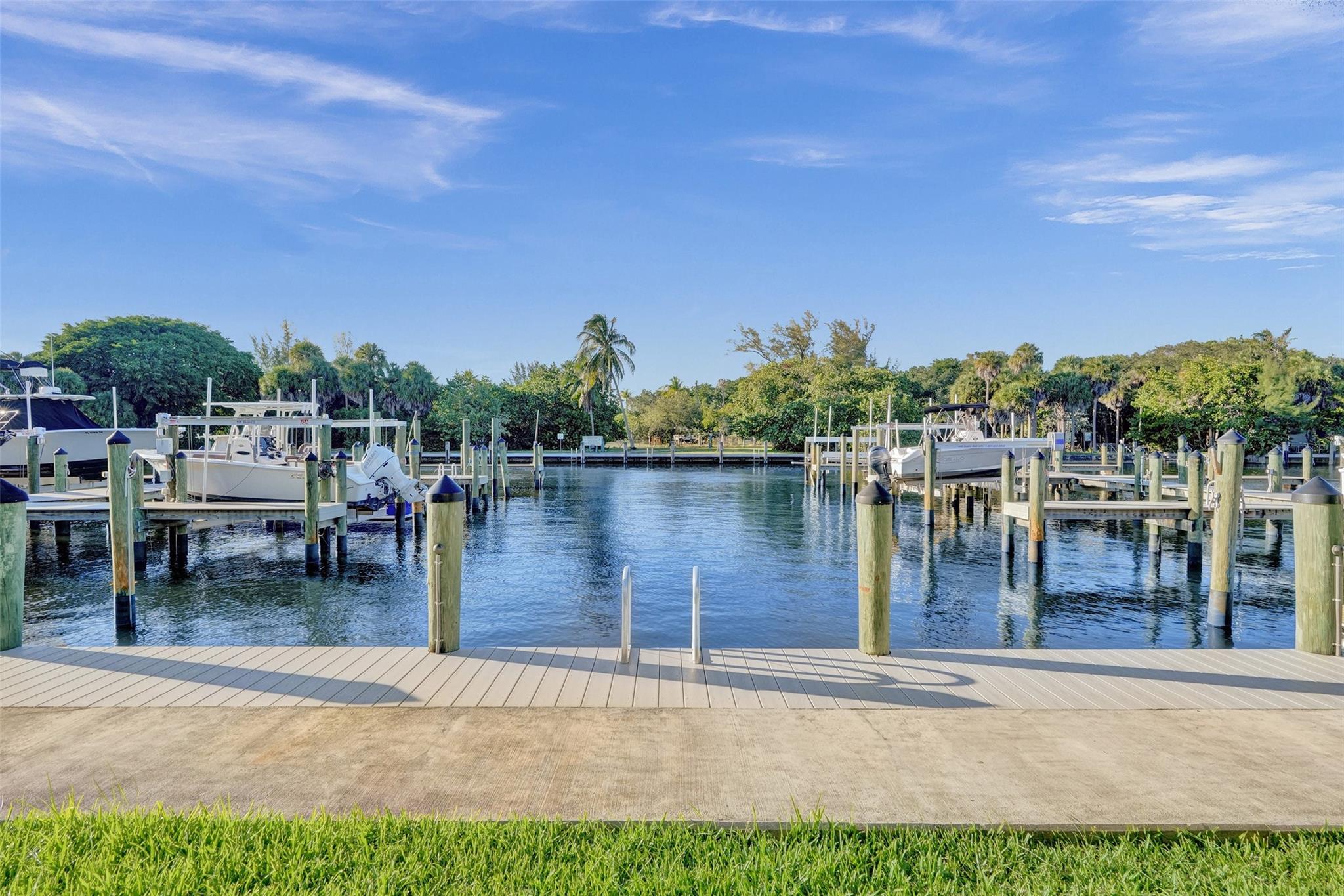 2724 Treasure Cove Cir