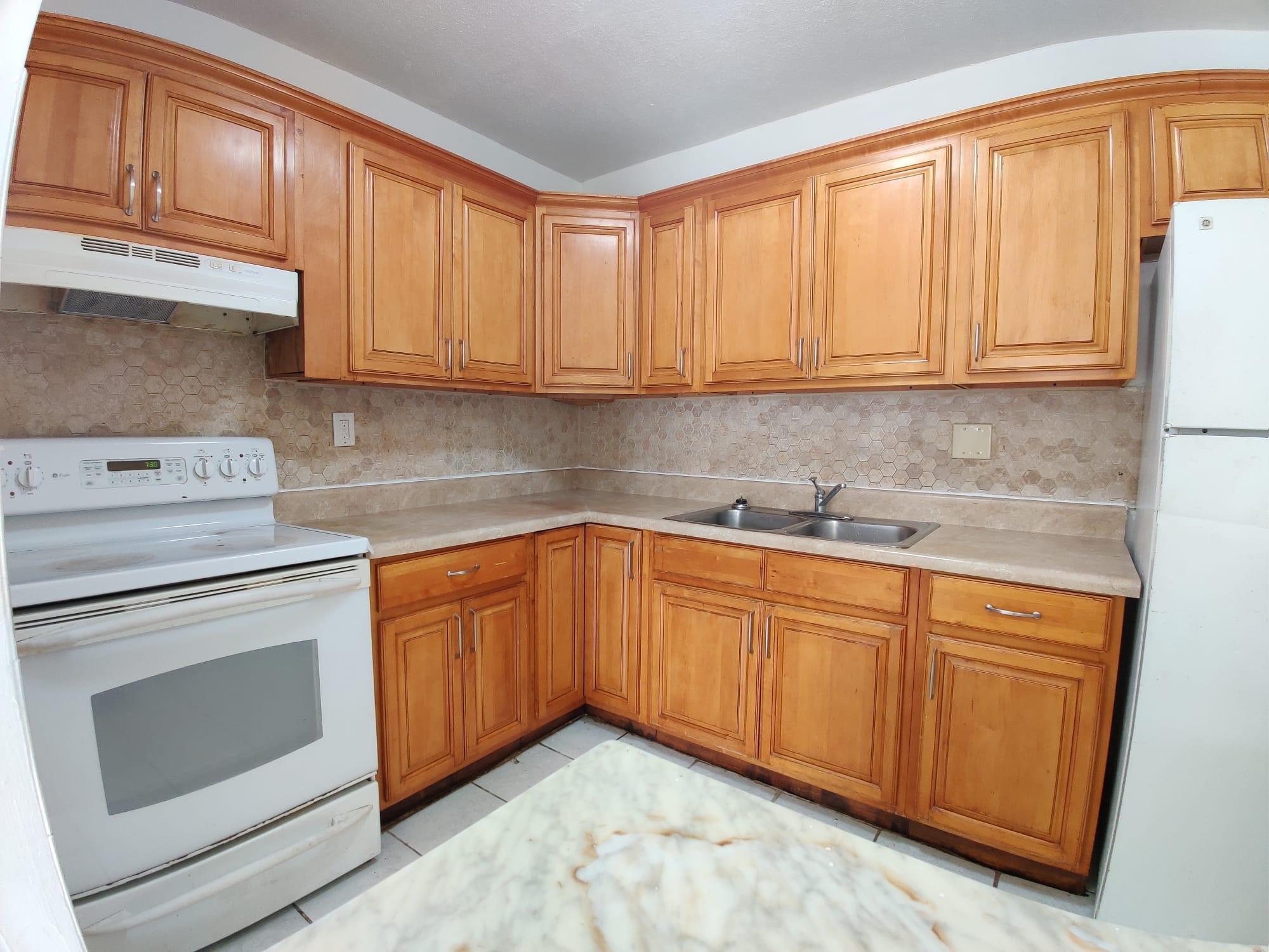 3961 Sw 51st St Property Photo 1