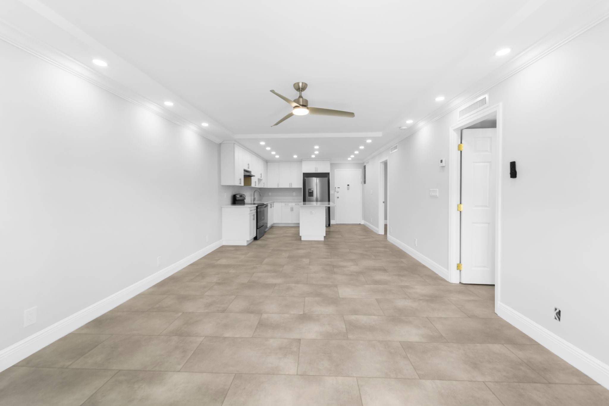 200 S Birch Rd 408 Property Photo 7