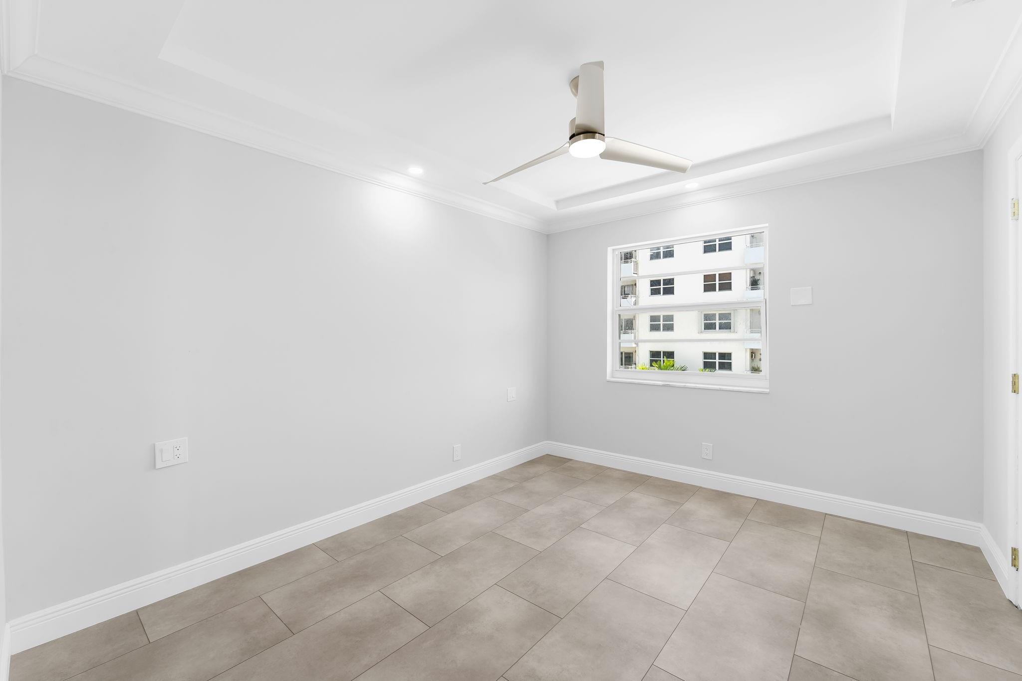 200 S Birch Rd 408 Property Photo 9