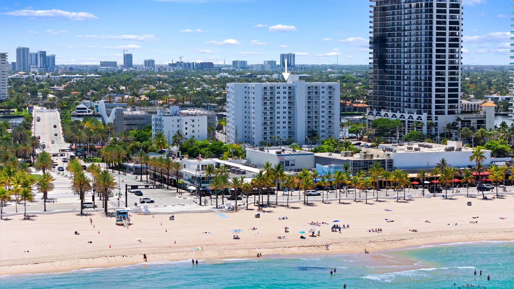 200 S Birch Rd 408 Property Photo 16