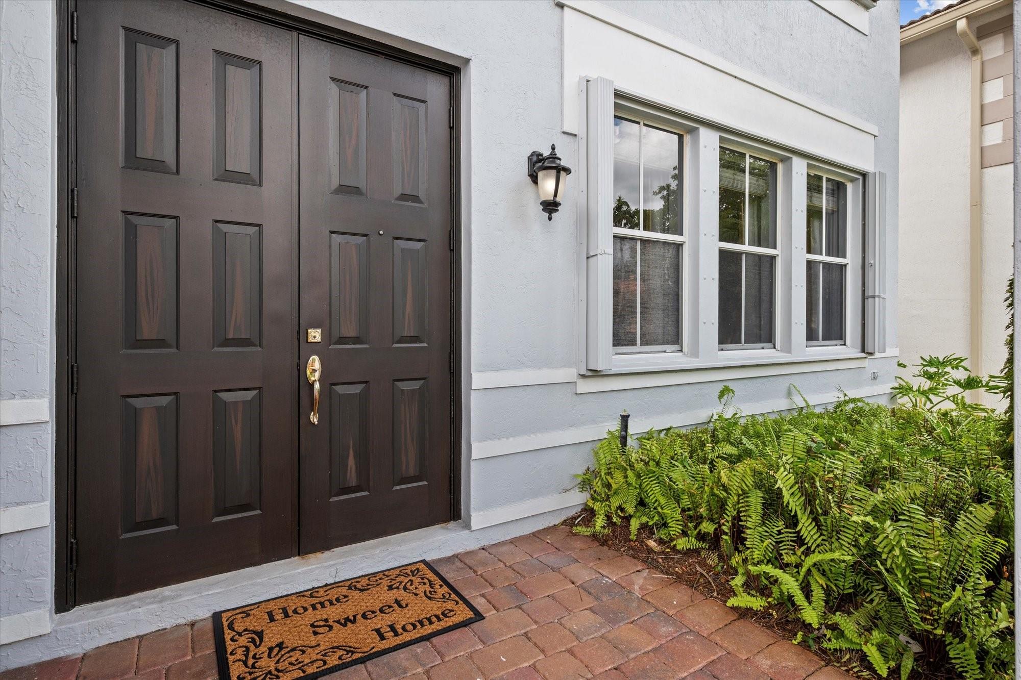 1201 Skylark Dr Property Photo 1