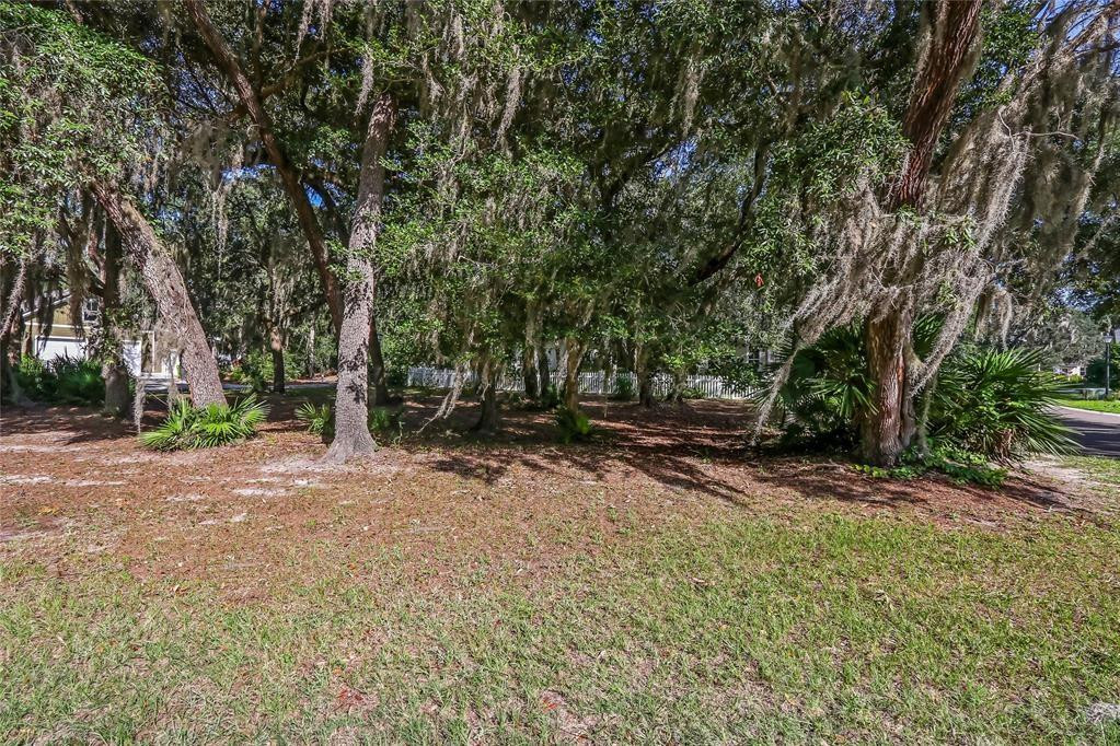 28963 Grandview Manor Property Photo 4