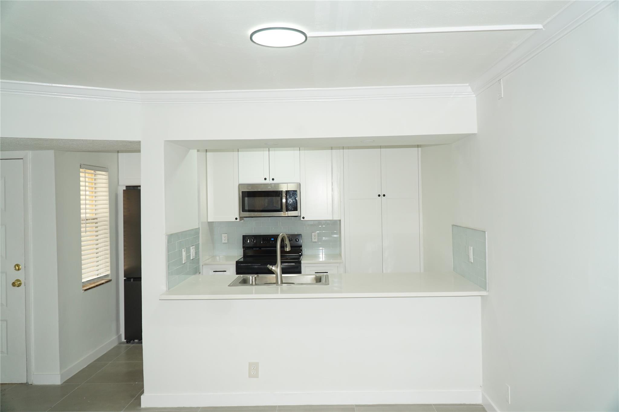 11574 Nw 44th St 11574 Property Photo 1