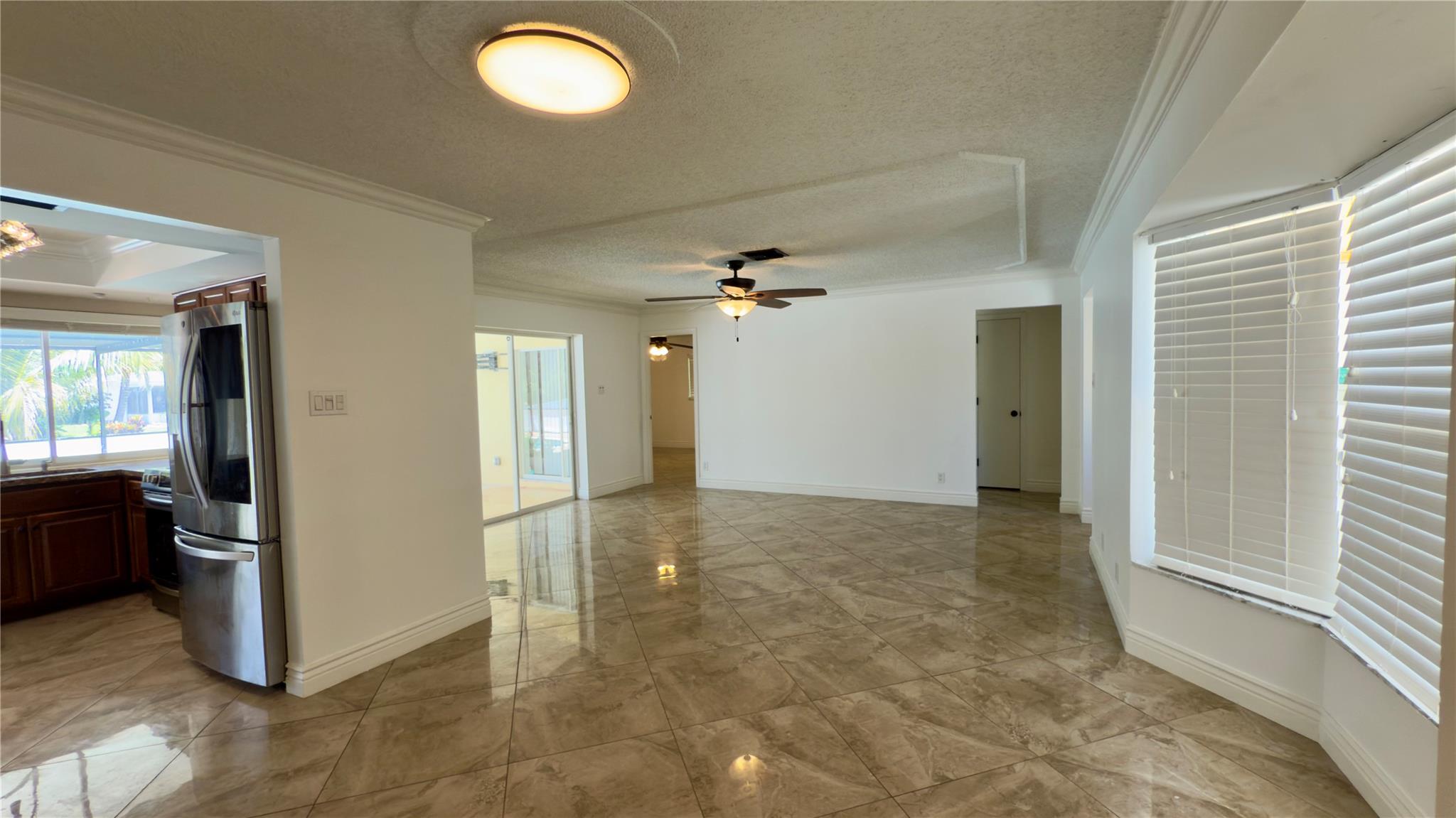 6957 Nw 9th Ct Property Photo 10