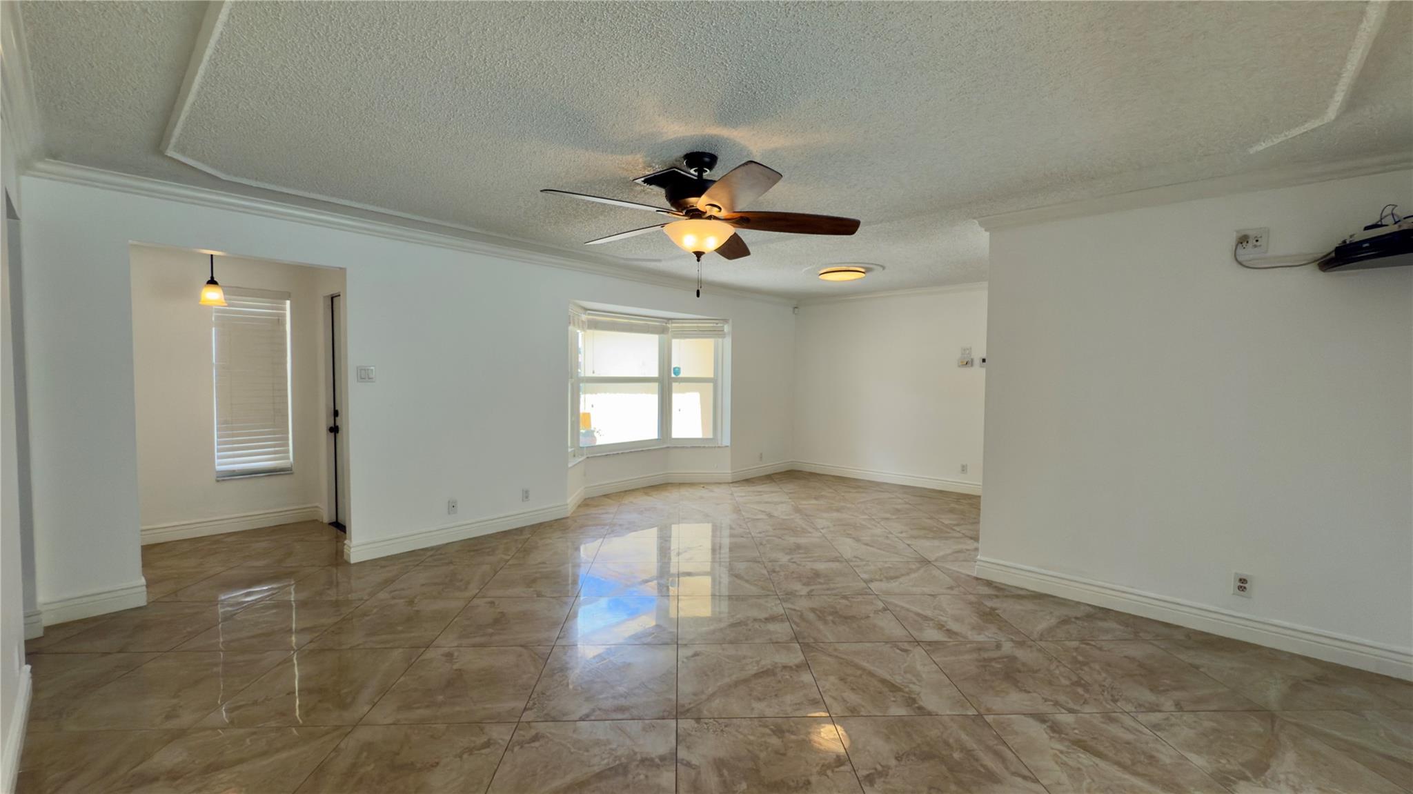 6957 Nw 9th Ct Property Photo 13