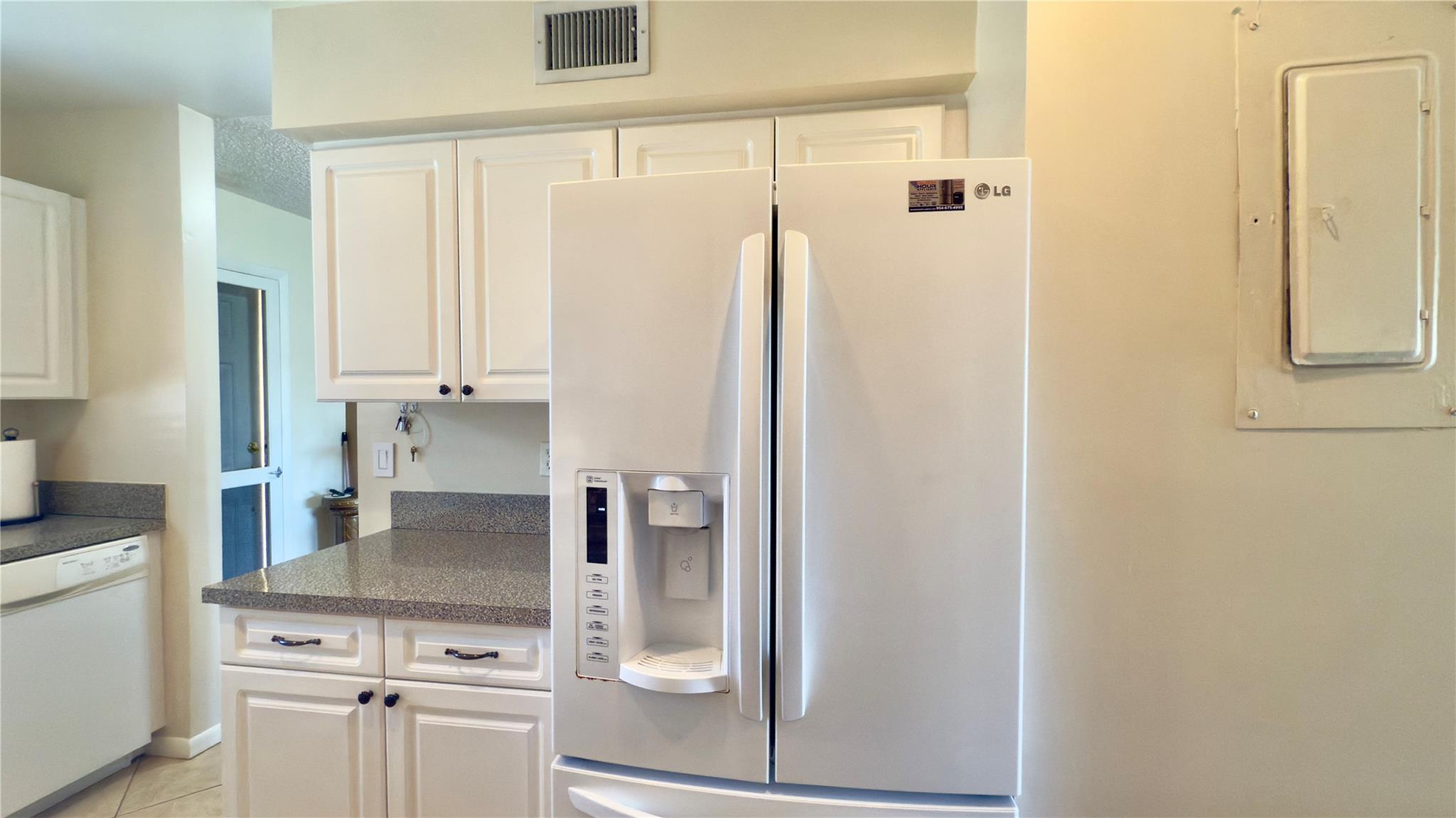 7708 Margate Blvd C 3-7 Property Photo 9