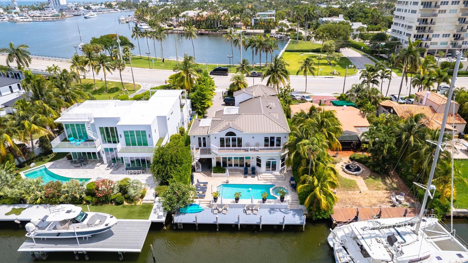 2615 E Las Olas Blvd Property Photo 1