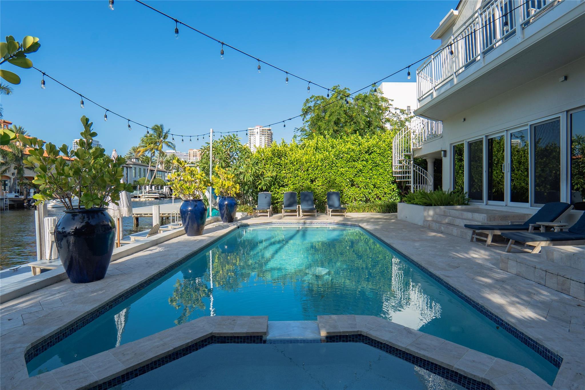 2615 E Las Olas Blvd Property Photo 32