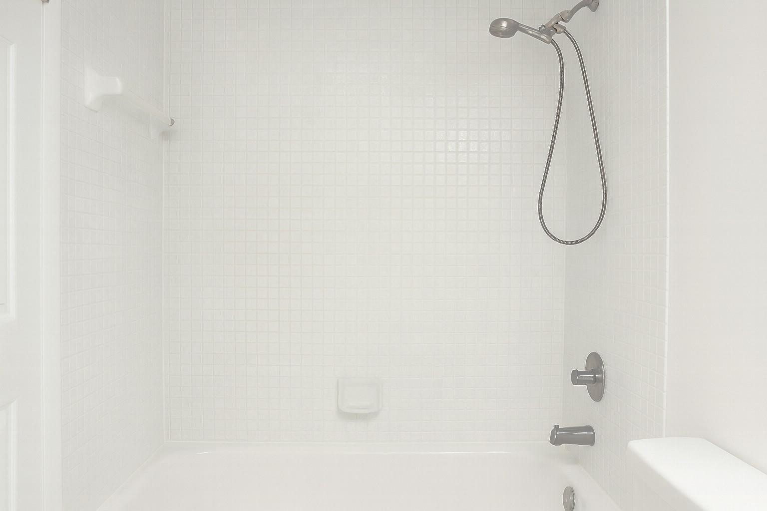 4001 Hillcrest Drive 407 Property Photo 17