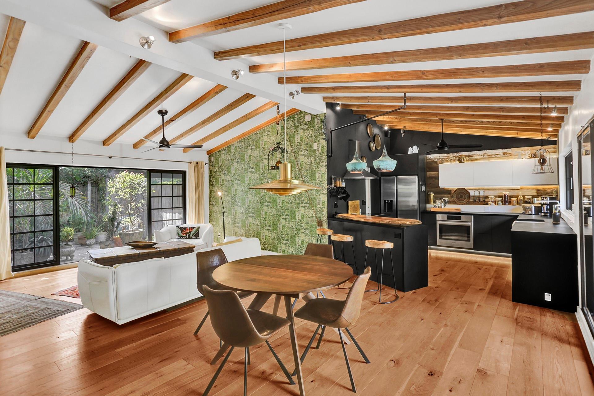 1613 Sw 5th Ct Property Photo 11