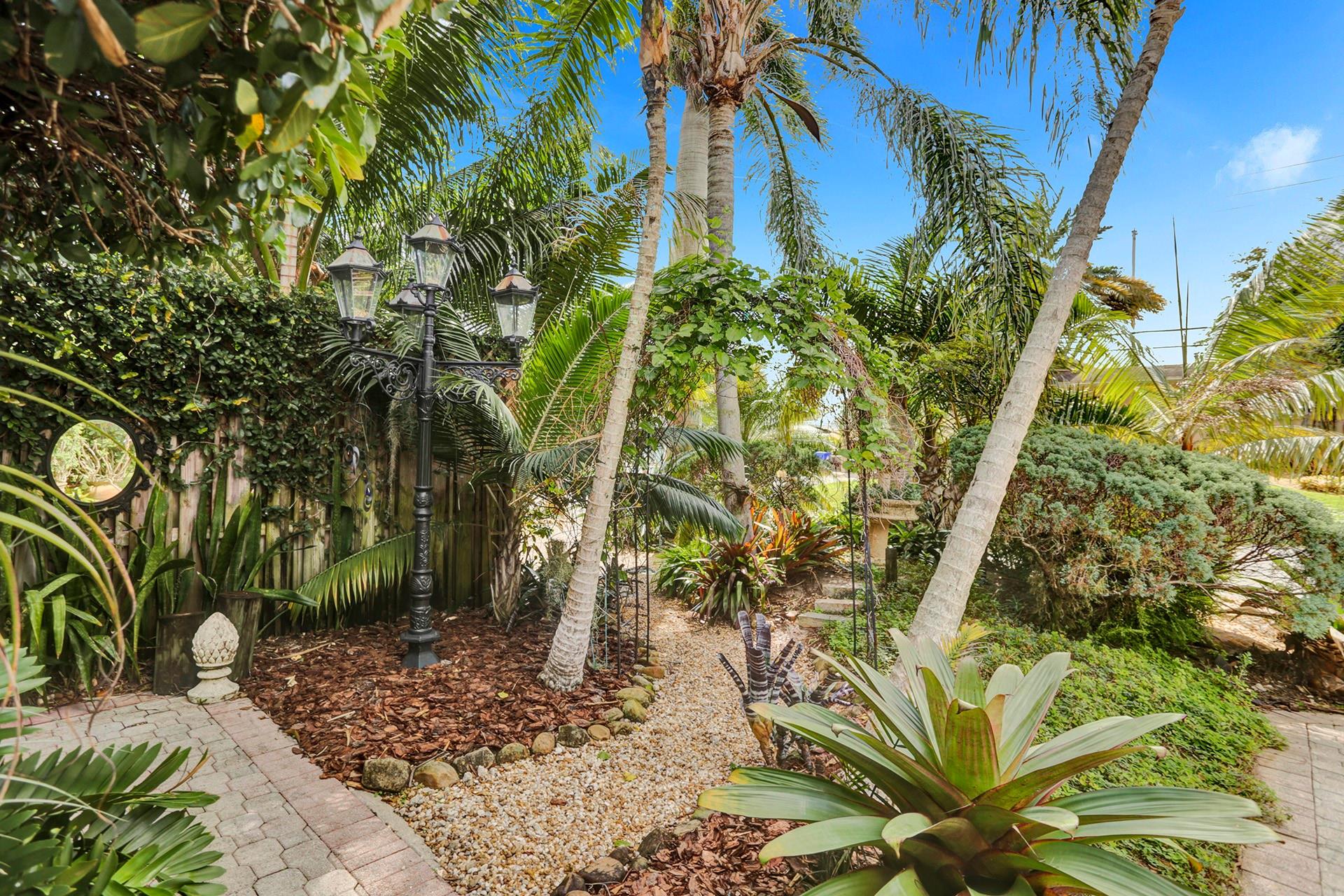 1613 Sw 5th Ct Property Photo 14