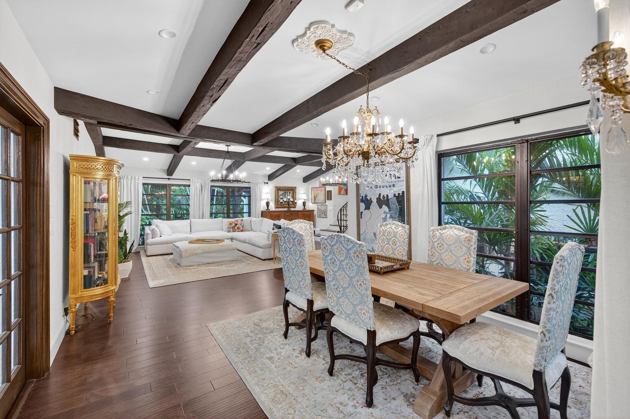 2616 Acacia Court Property Photo 6