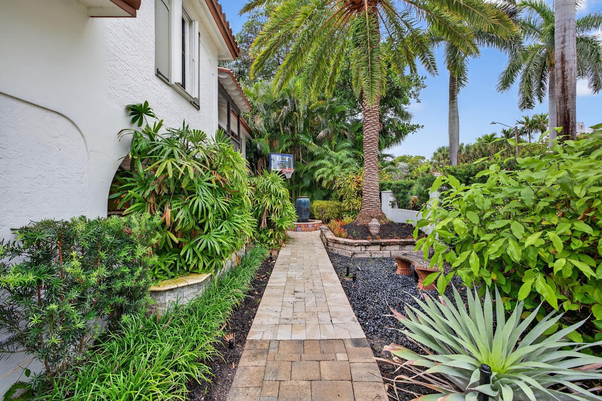 2616 Acacia Court Property Photo 58