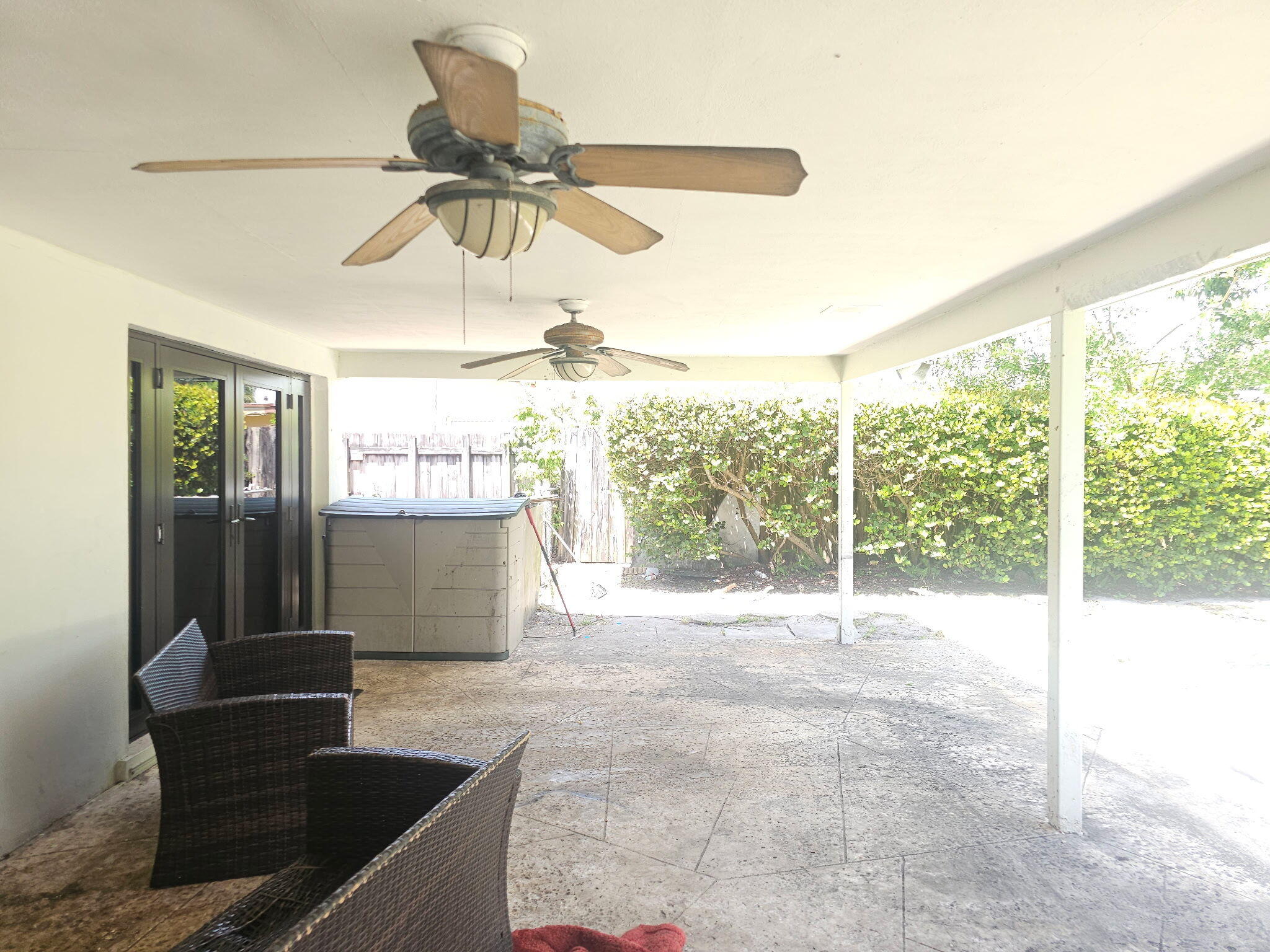F10521634 Property Photo 3
