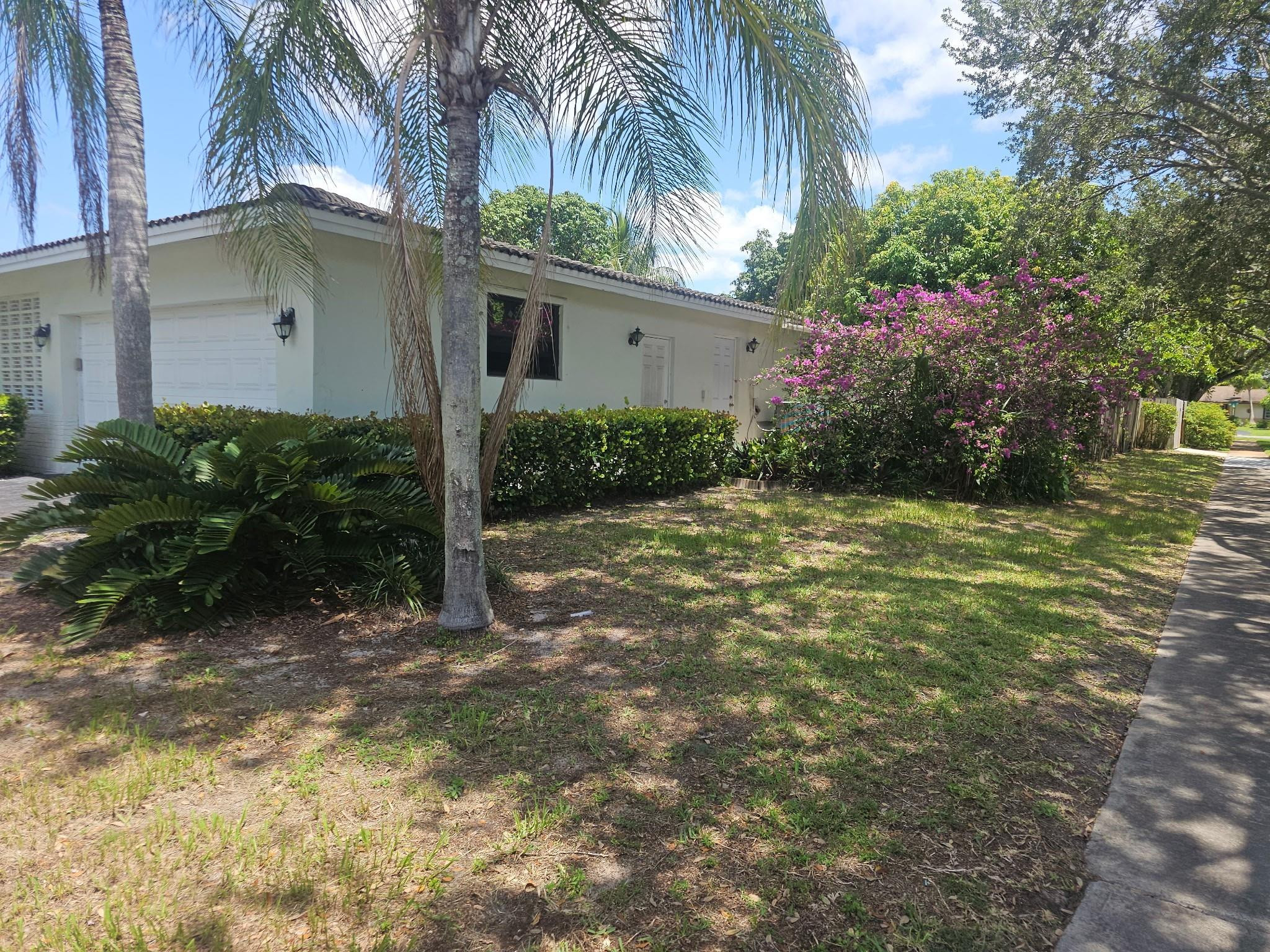 F10521634 Property Photo 4