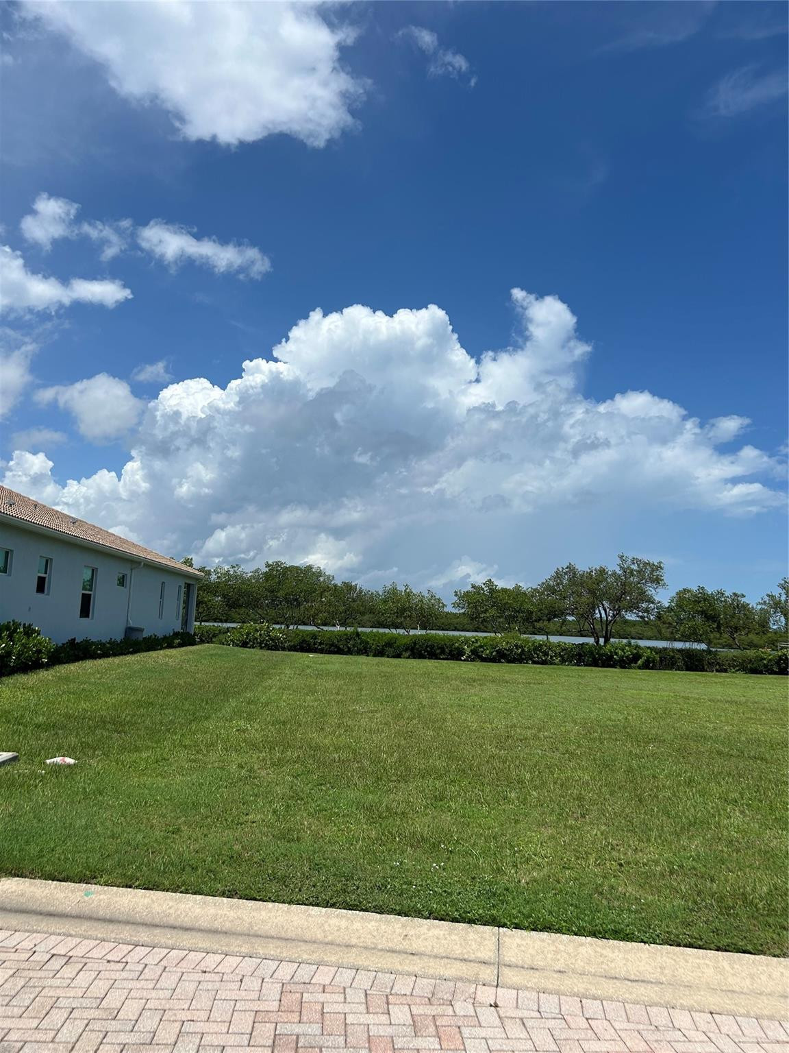 1920 Lynx Drive Property Photo 1
