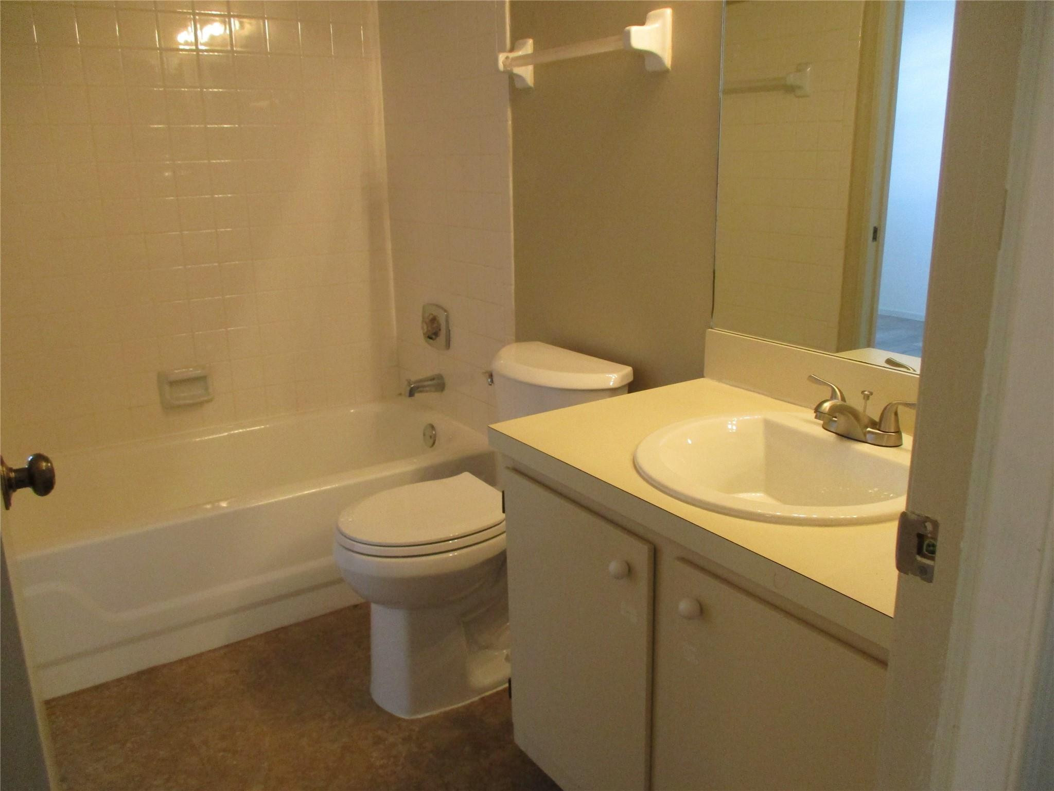 23442 Sw 57th Avenue 406 Property Photo 12
