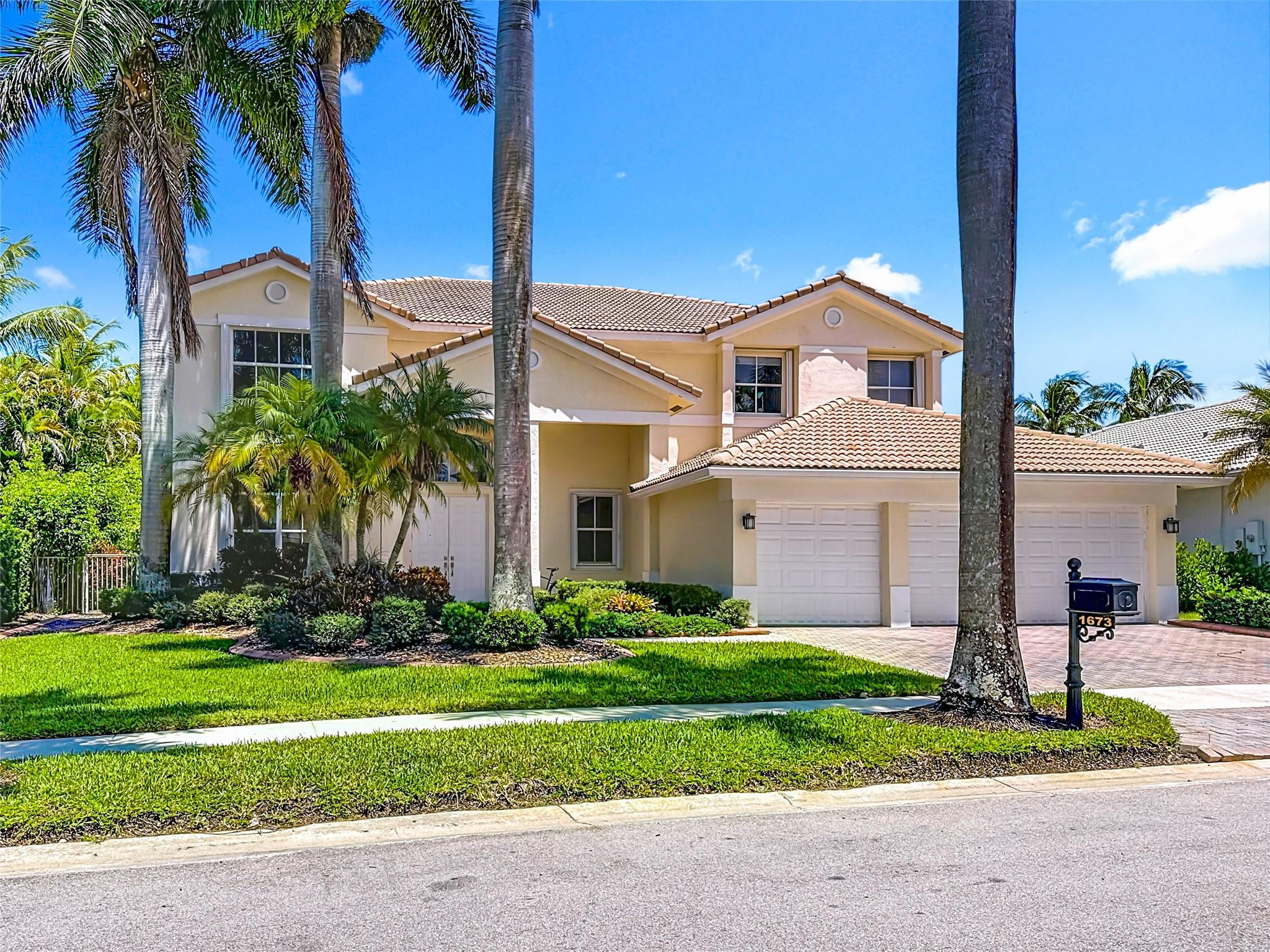 1673 Victoria Pointe Circle Property Photo 6
