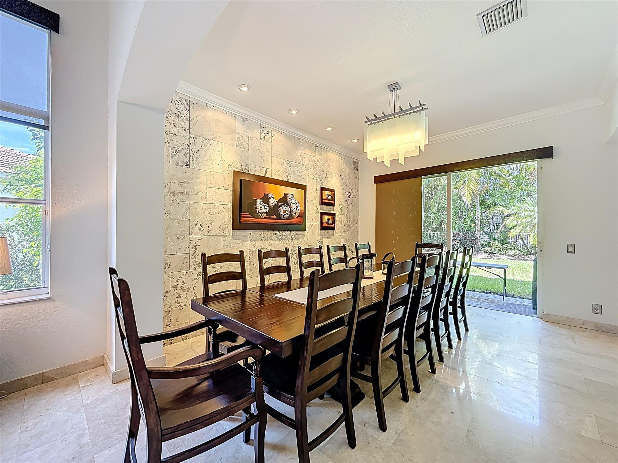 1673 Victoria Pointe Circle Property Photo 15