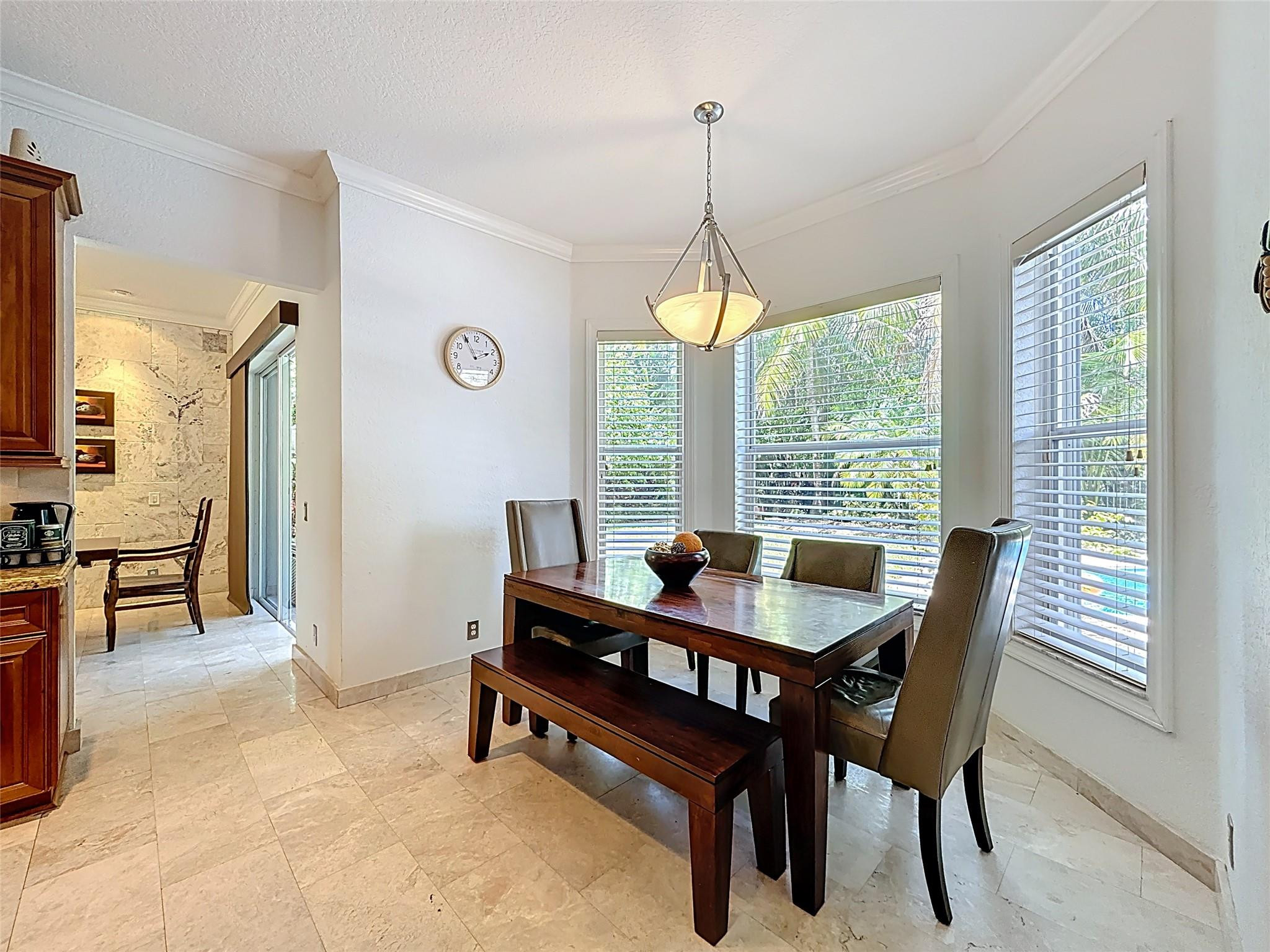 1673 Victoria Pointe Circle Property Photo 17