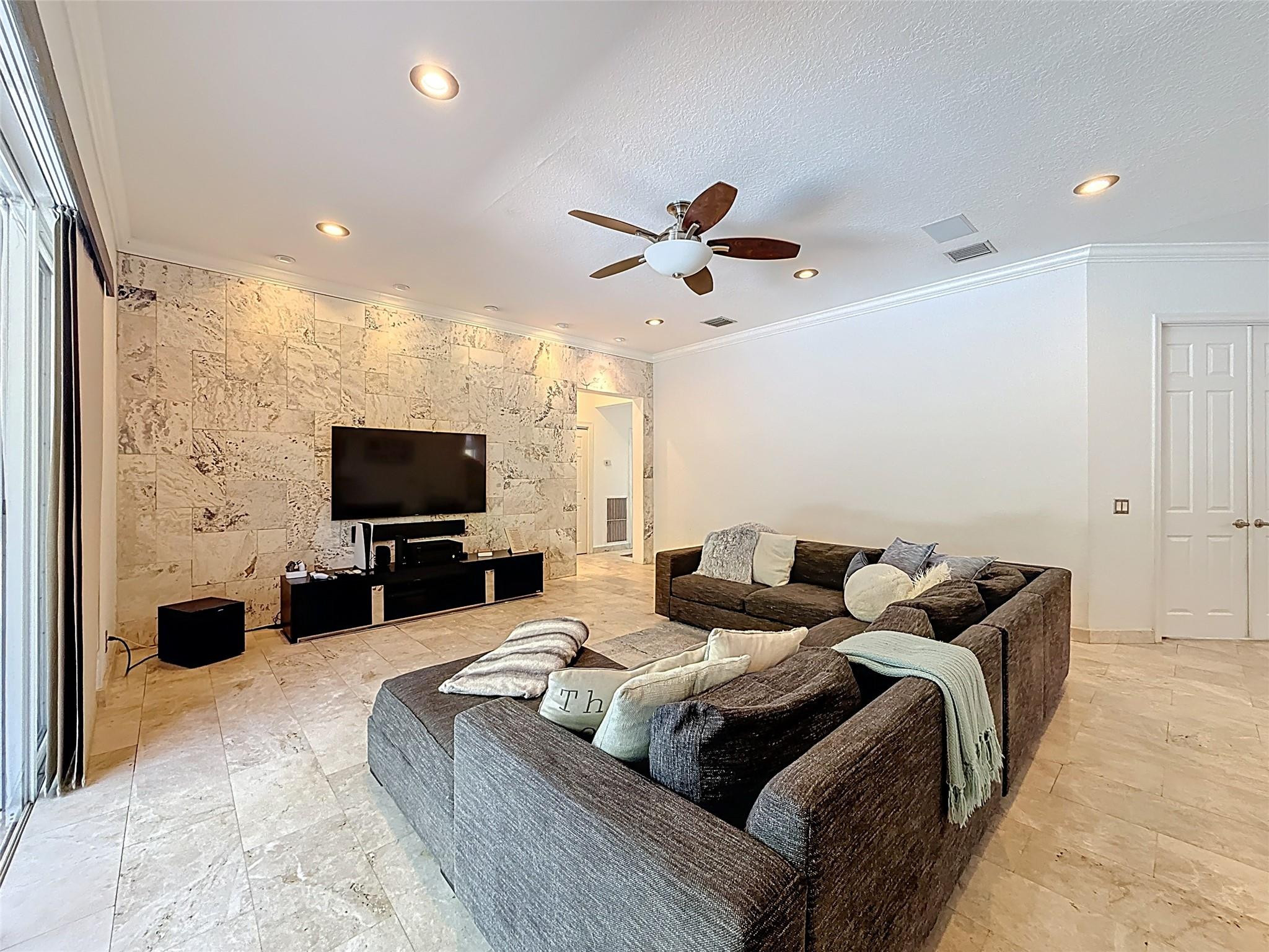 1673 Victoria Pointe Circle Property Photo 27