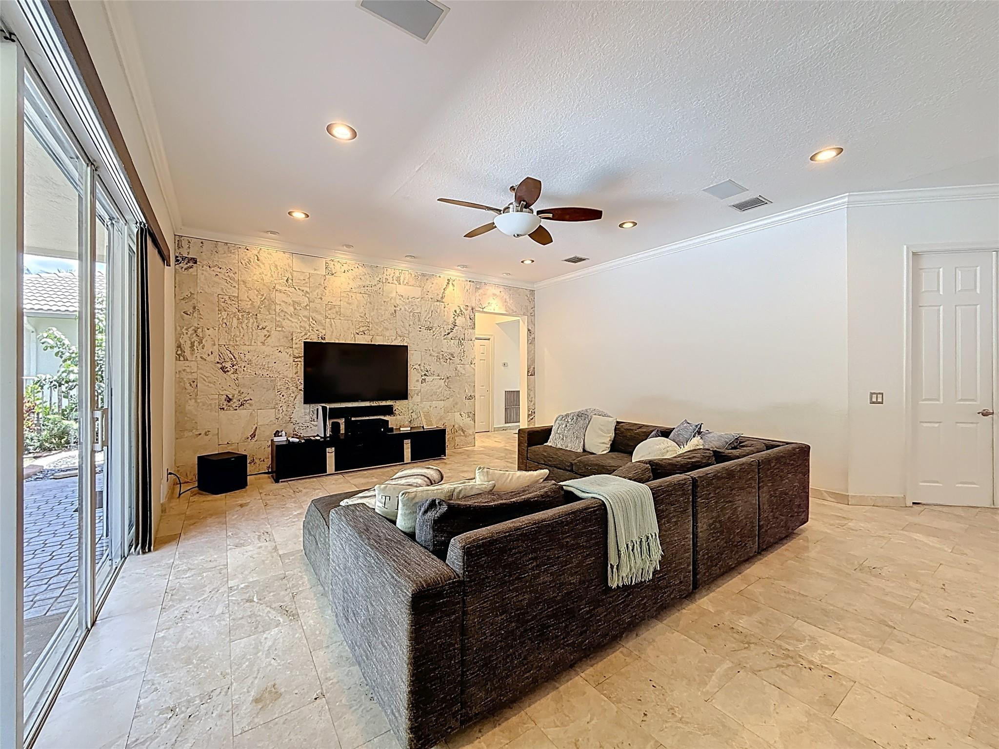 1673 Victoria Pointe Circle Property Photo 28
