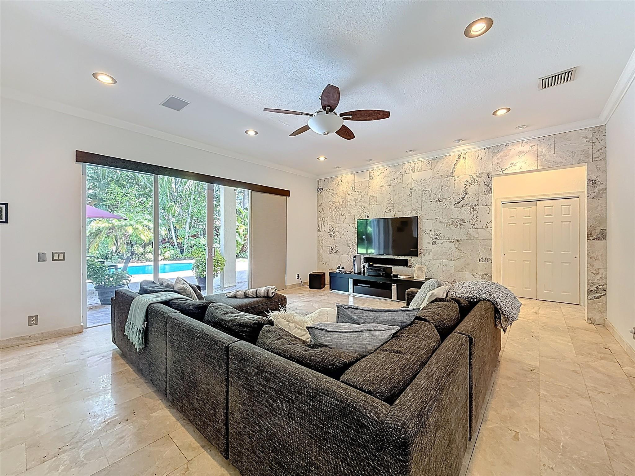 1673 Victoria Pointe Circle Property Photo 30