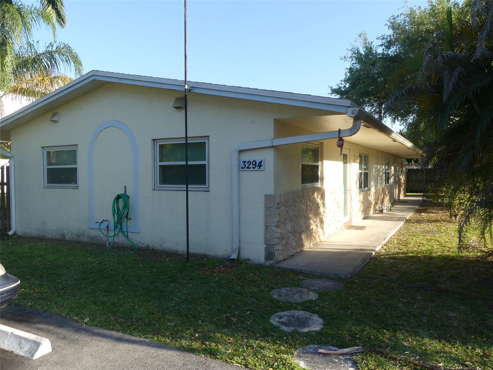 3294 Sw 44th St Property Photo 9