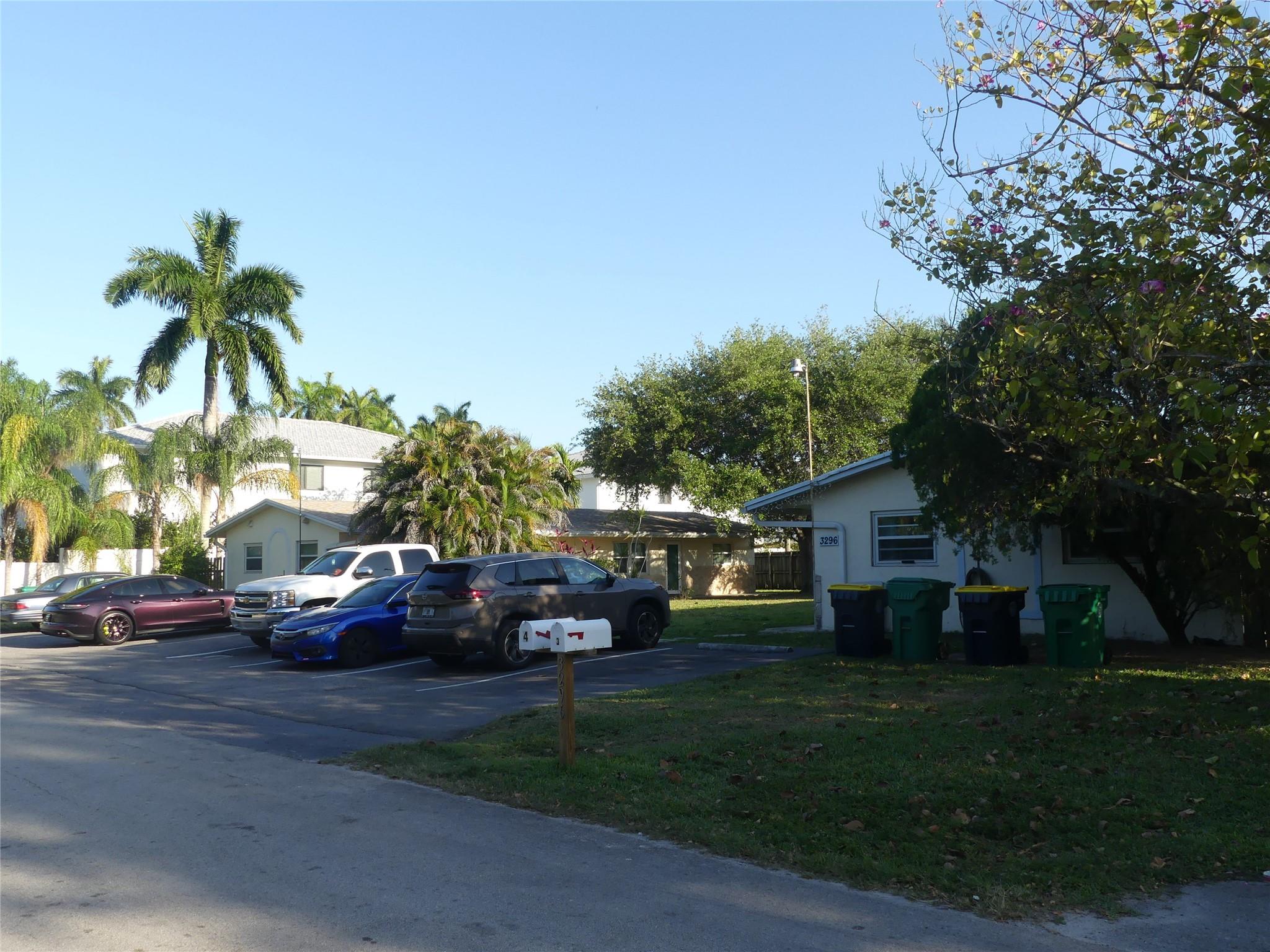 3294 Sw 44th St Property Photo 17