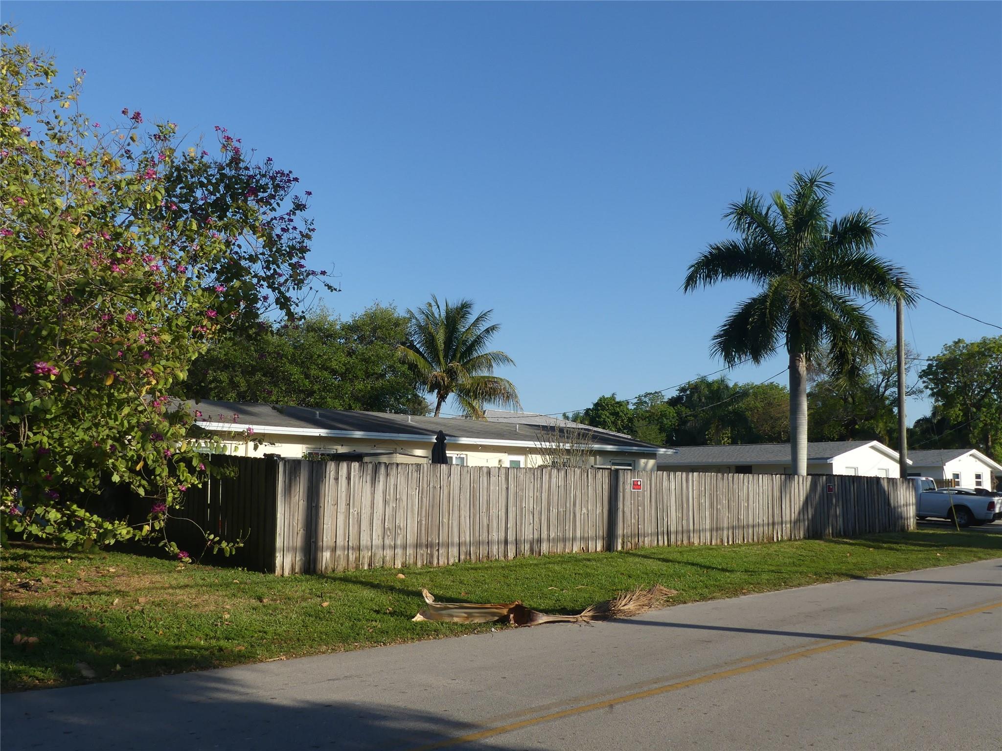 3294 Sw 44th St Property Photo 18