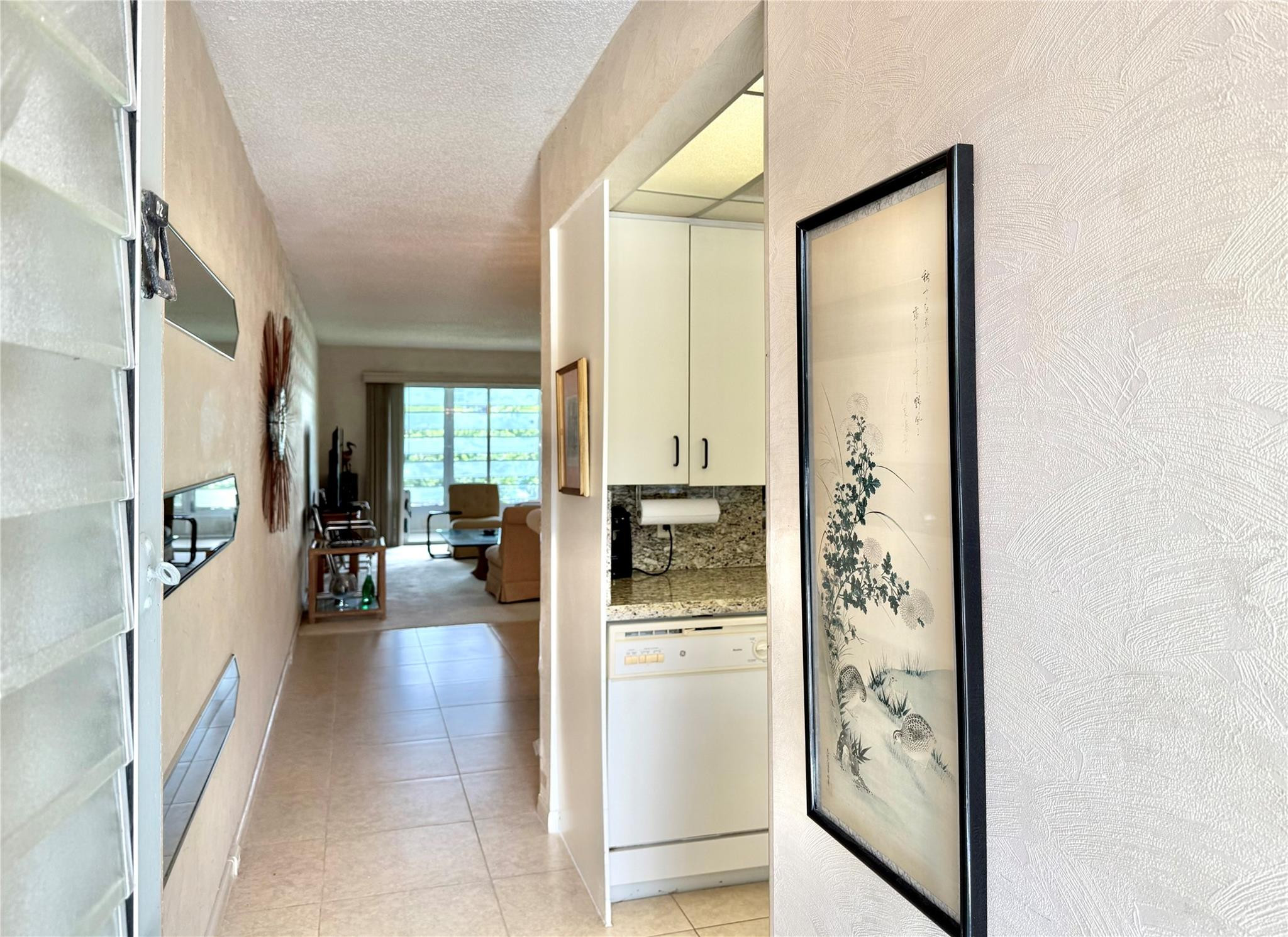 2504 Antigua Terrace D2 Property Photo 5