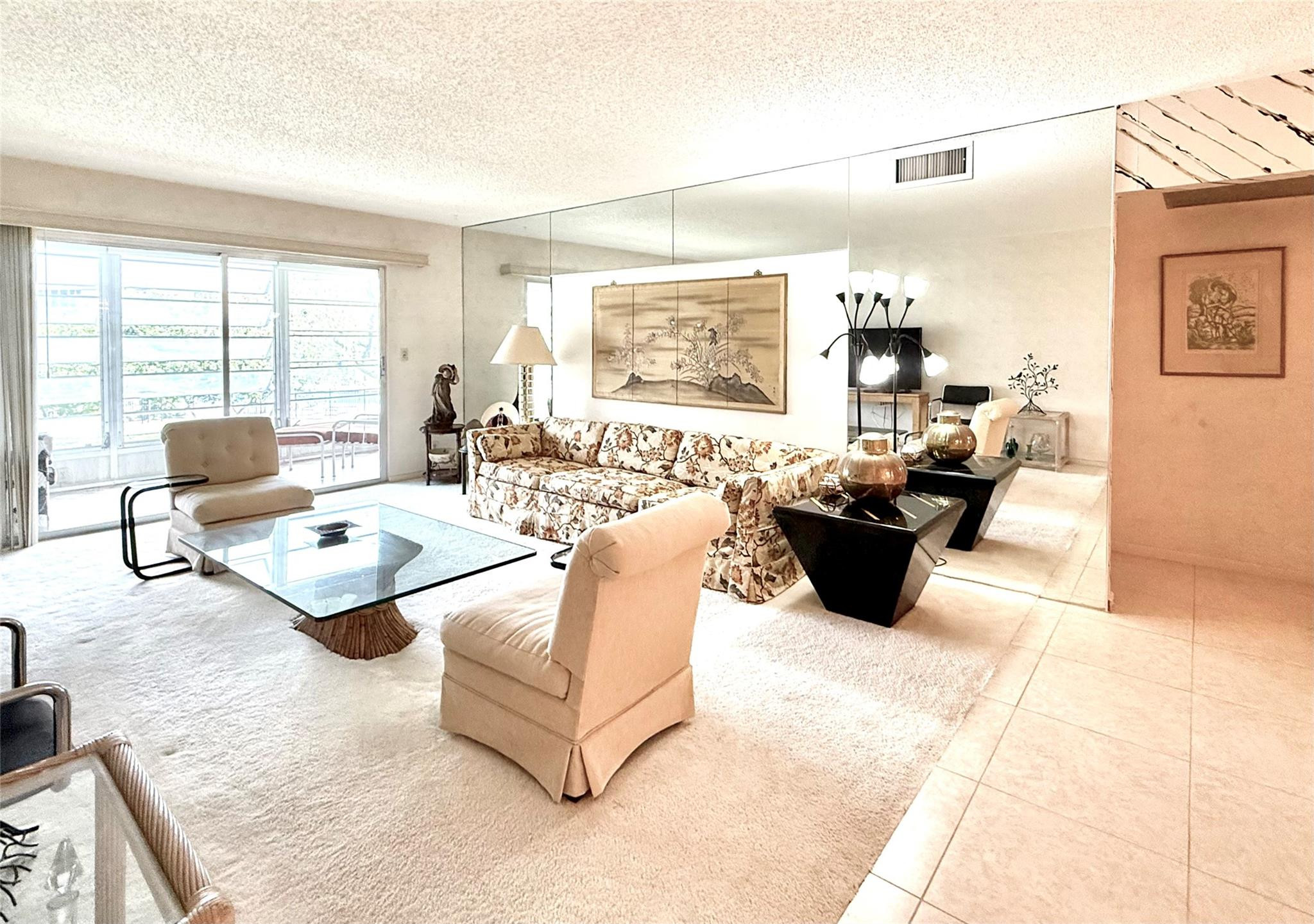 2504 Antigua Terrace D2 Property Photo 10