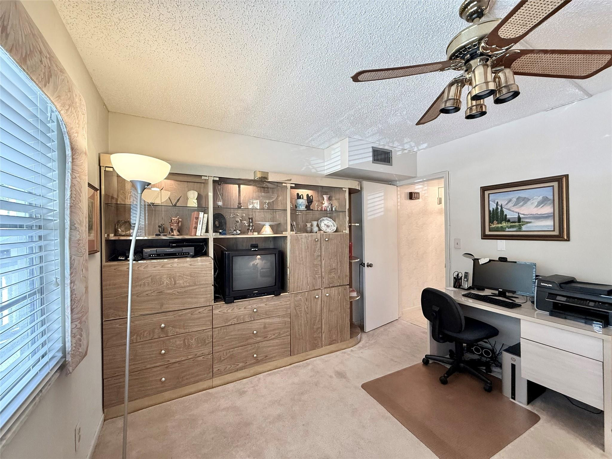 2504 Antigua Terrace D2 Property Photo 18