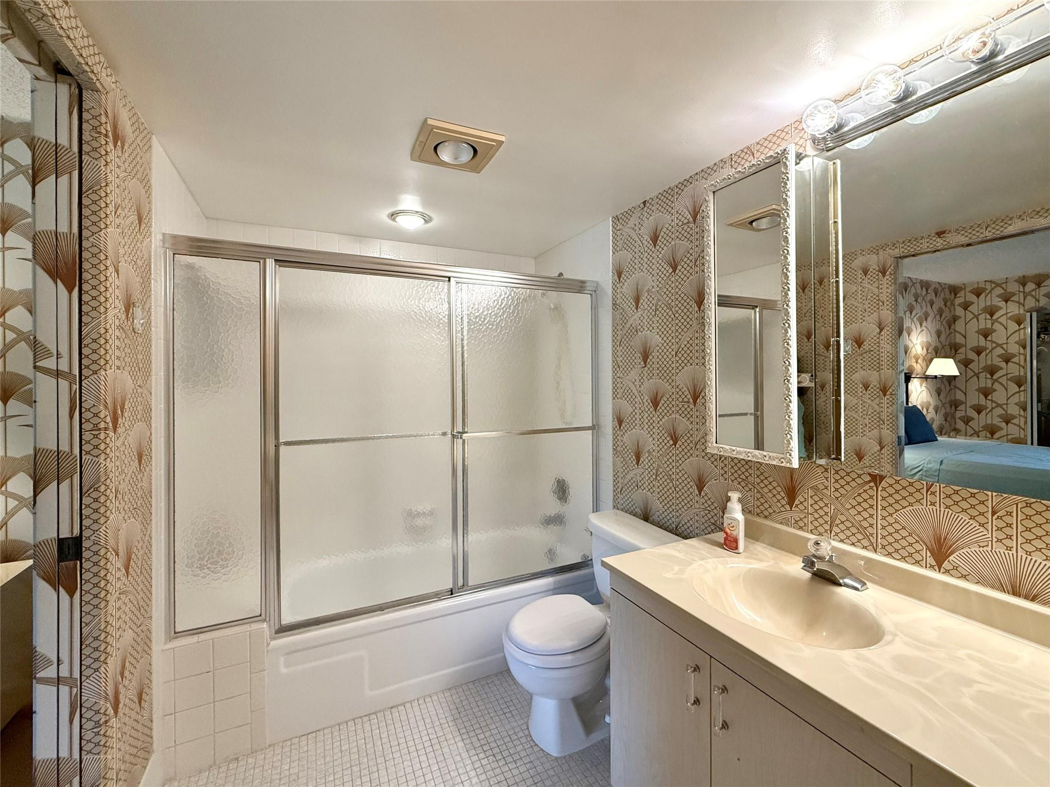 2504 Antigua Terrace D2 Property Photo 25