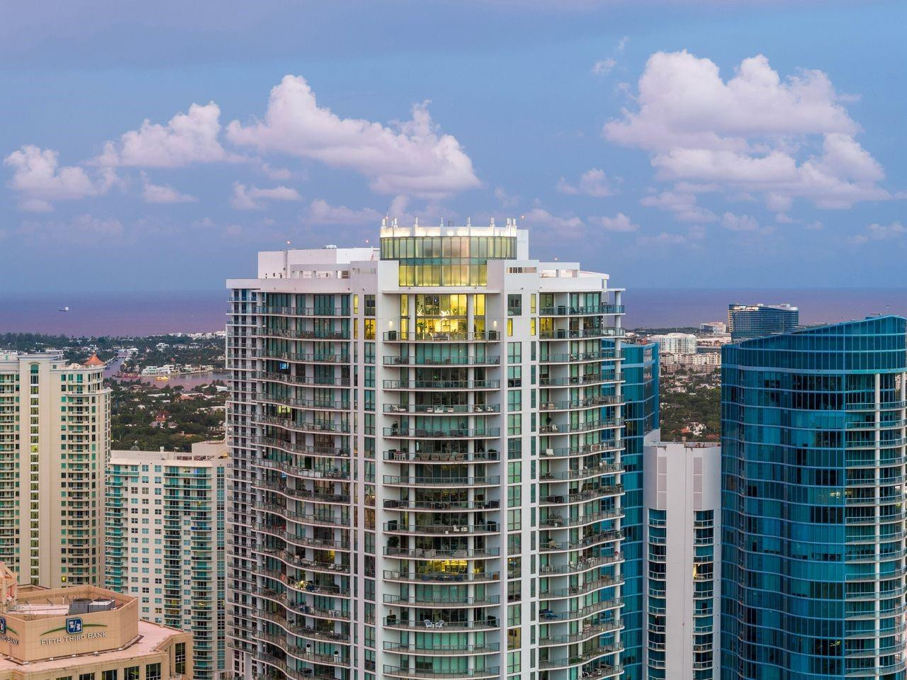 100 E Las Olas Boulevard 4603 Property Photo 43