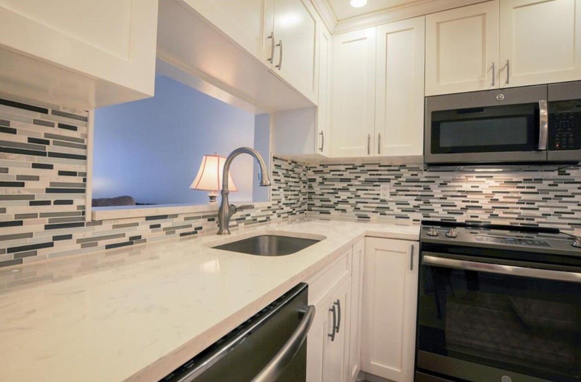 777 S Federal Highway N309 Property Photo 11