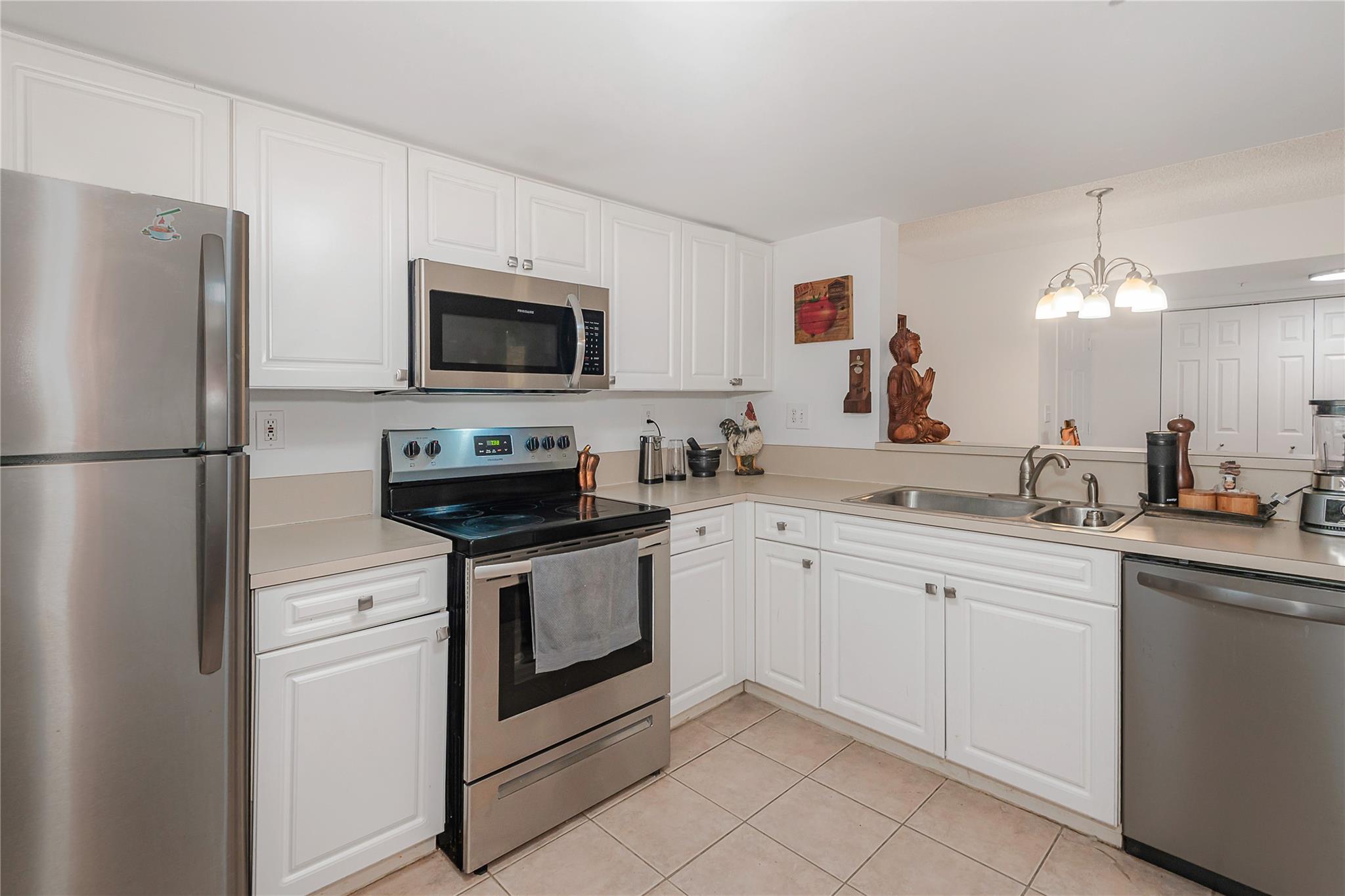 520 Se 5th Ave 1202 Property Photo 3