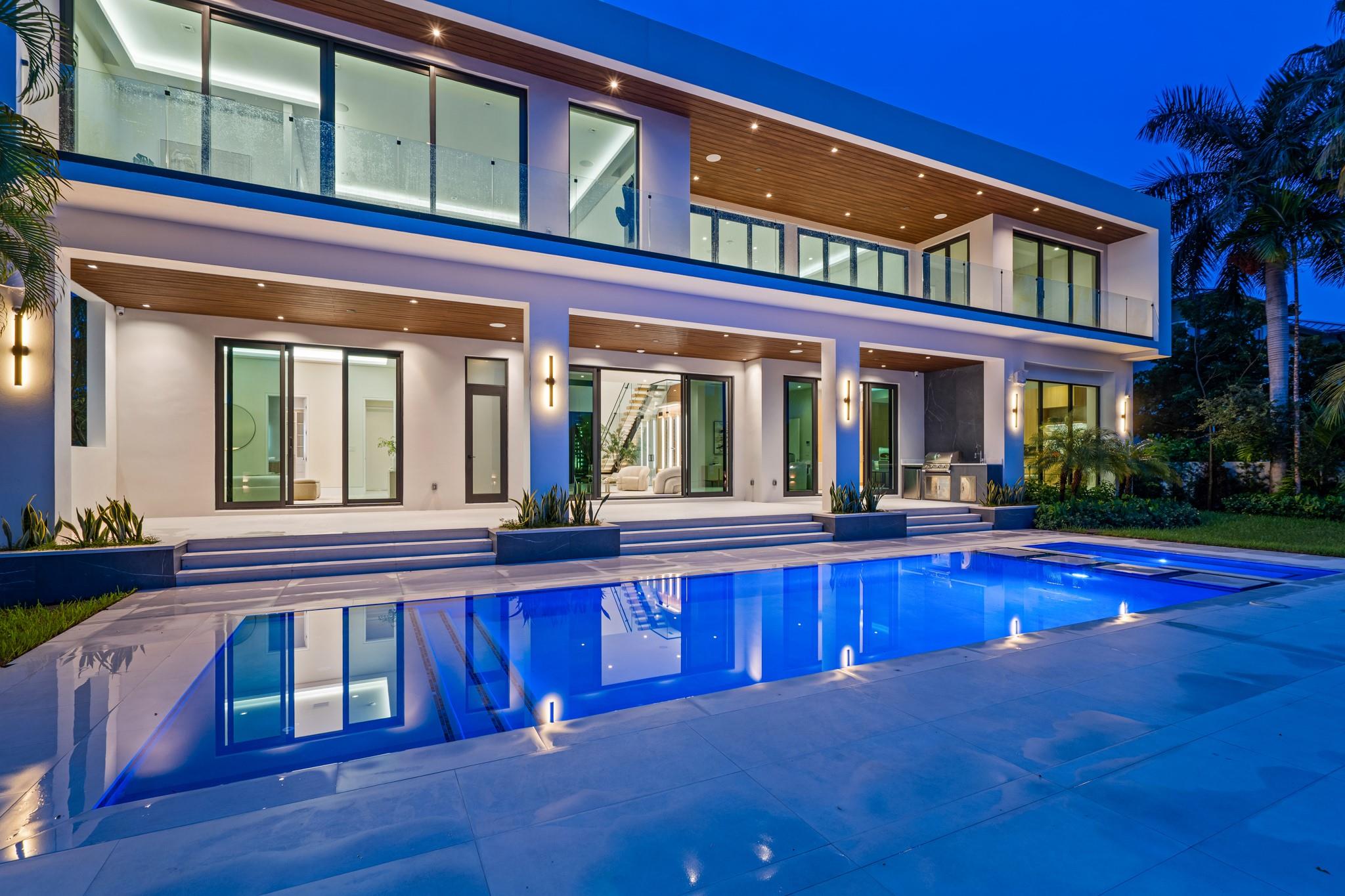 2405 Castilla Isle Property Photo 1