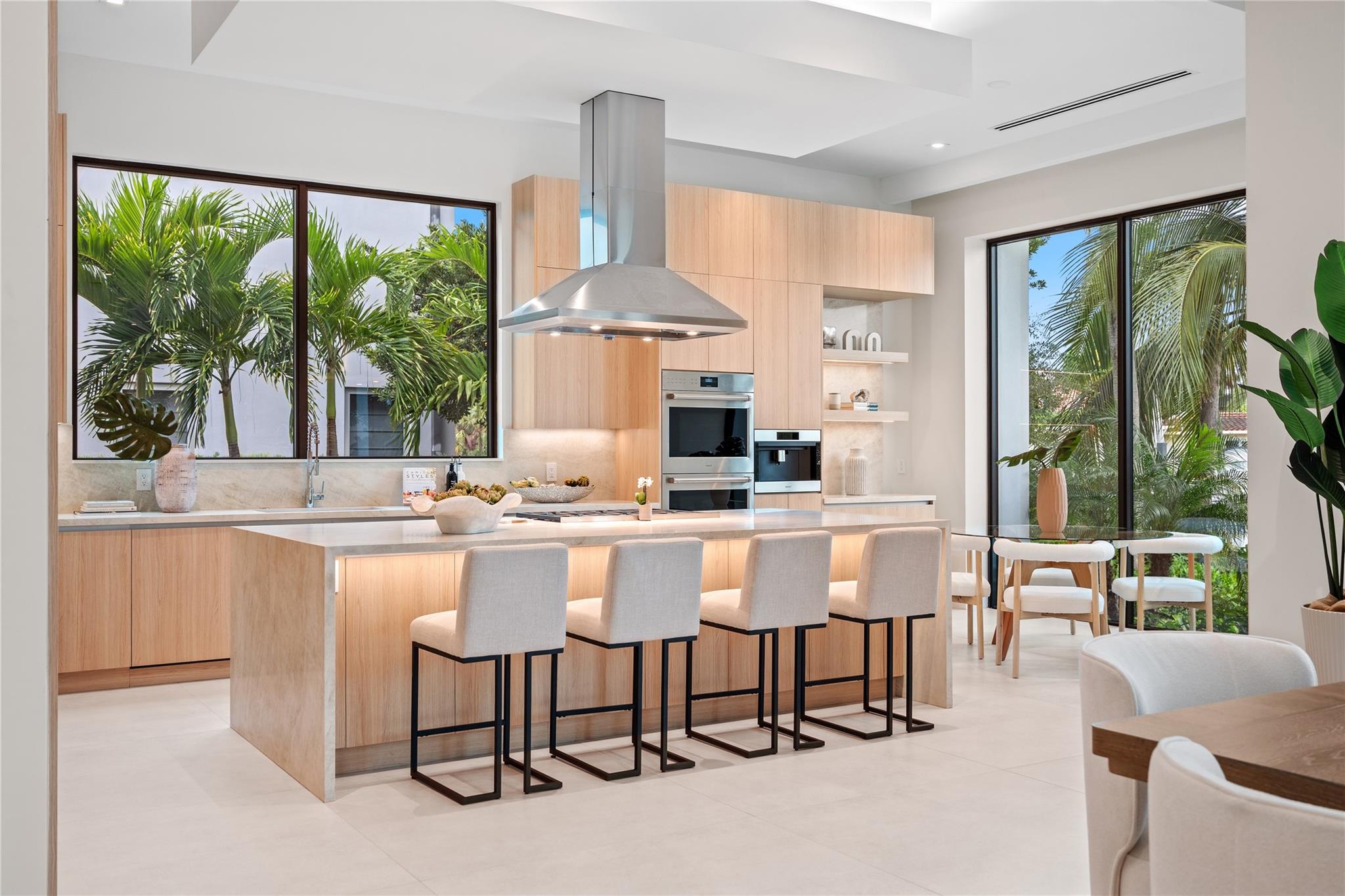 2405 Castilla Isle Property Photo 9