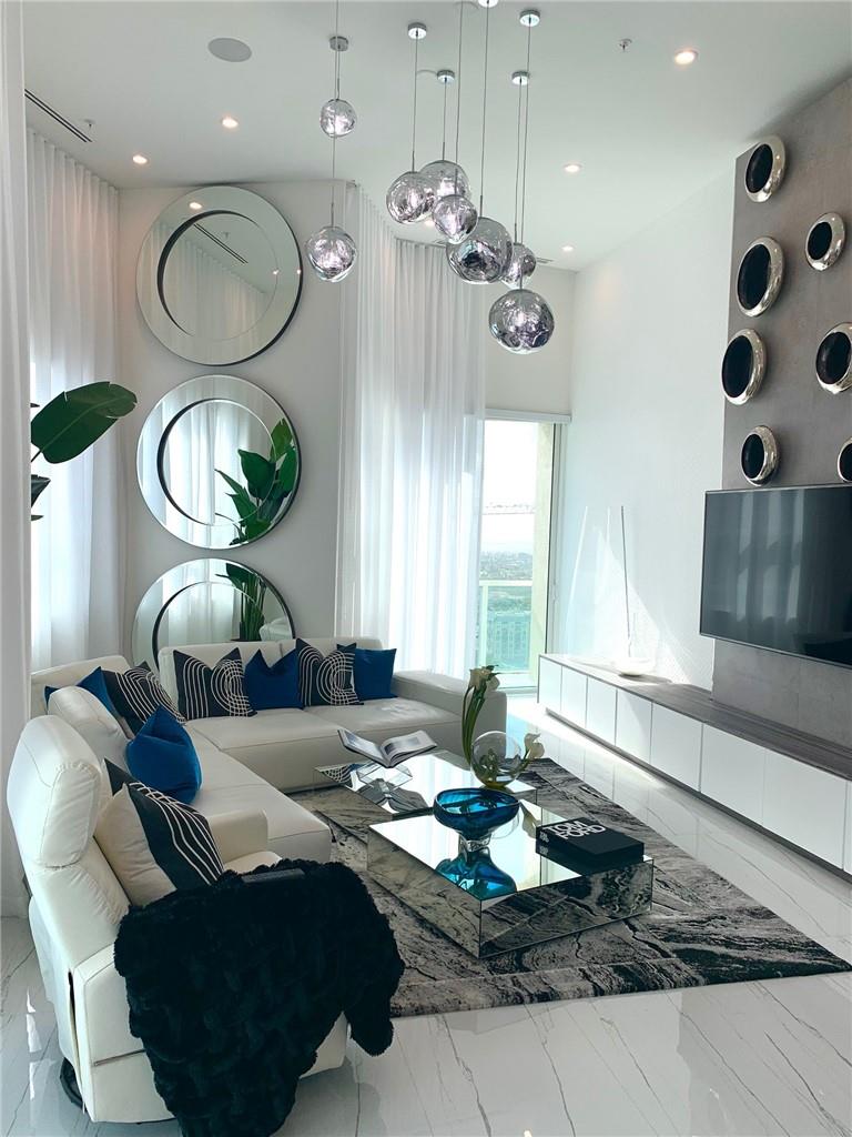 350 Se 2nd St Gph-90 Property Photo 7