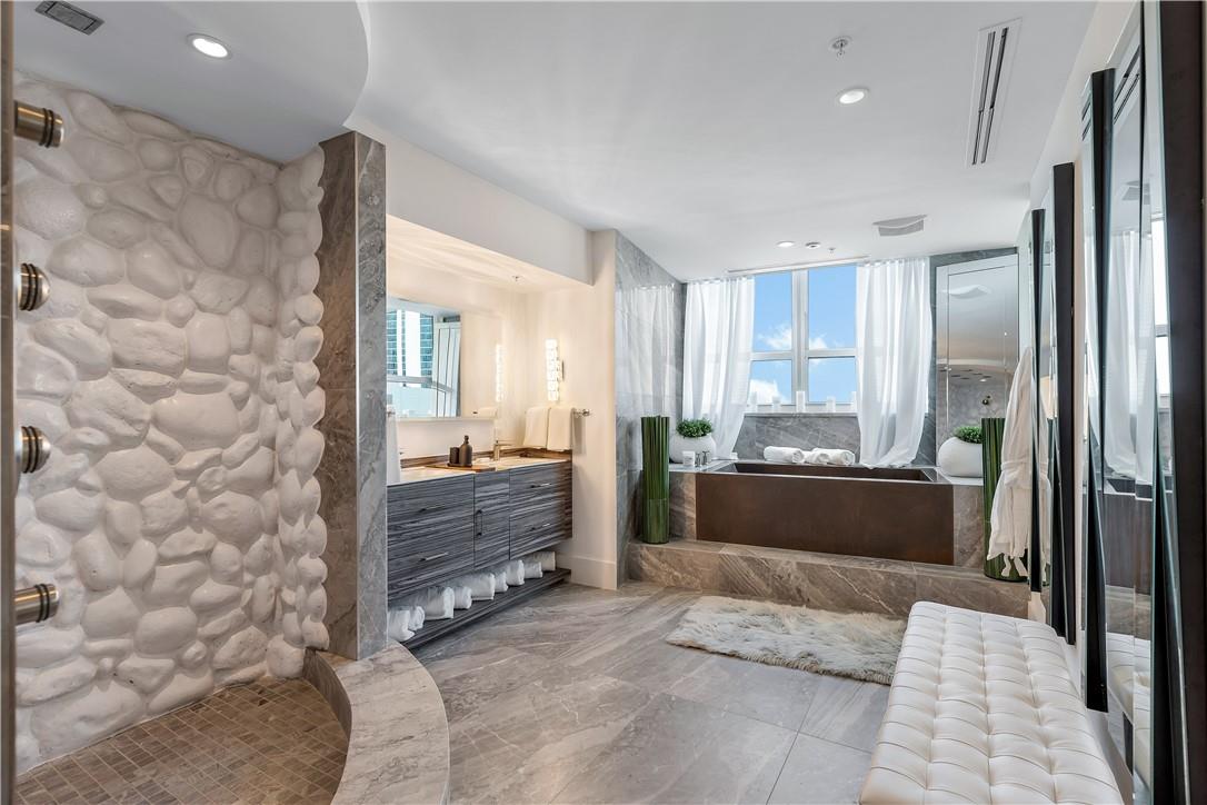 350 Se 2nd St Gph-90 Property Photo 28