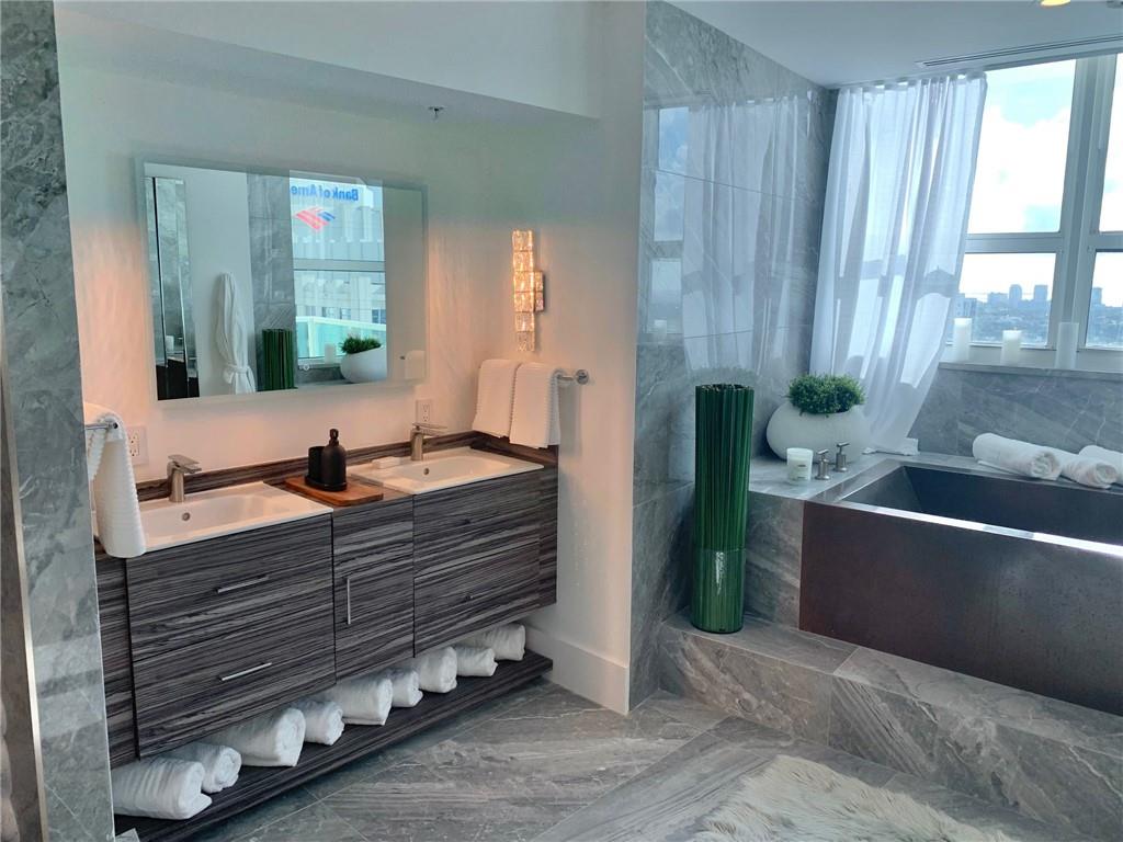 350 Se 2nd St Gph-90 Property Photo 29