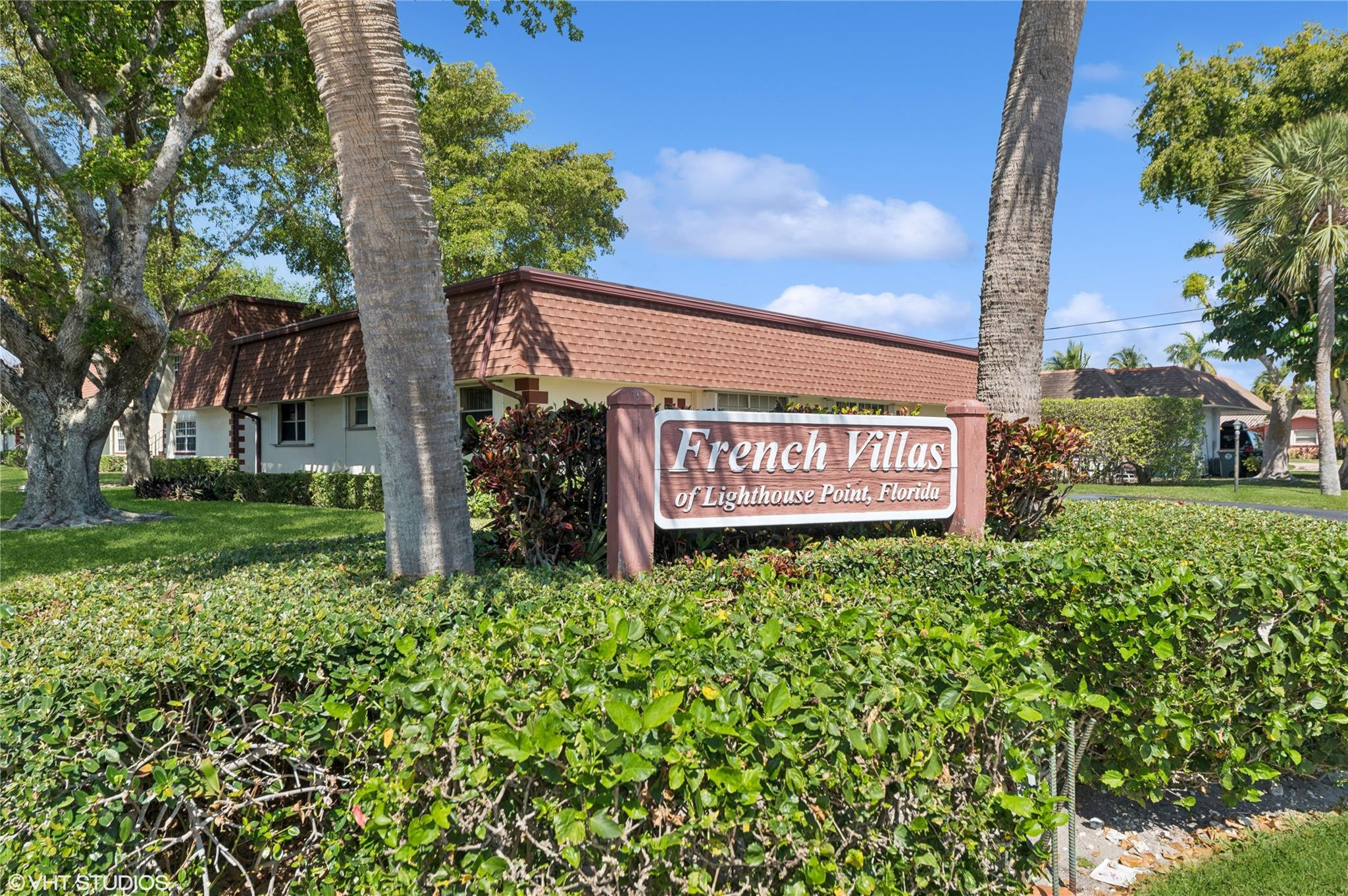 F10526201 Property Photo 1